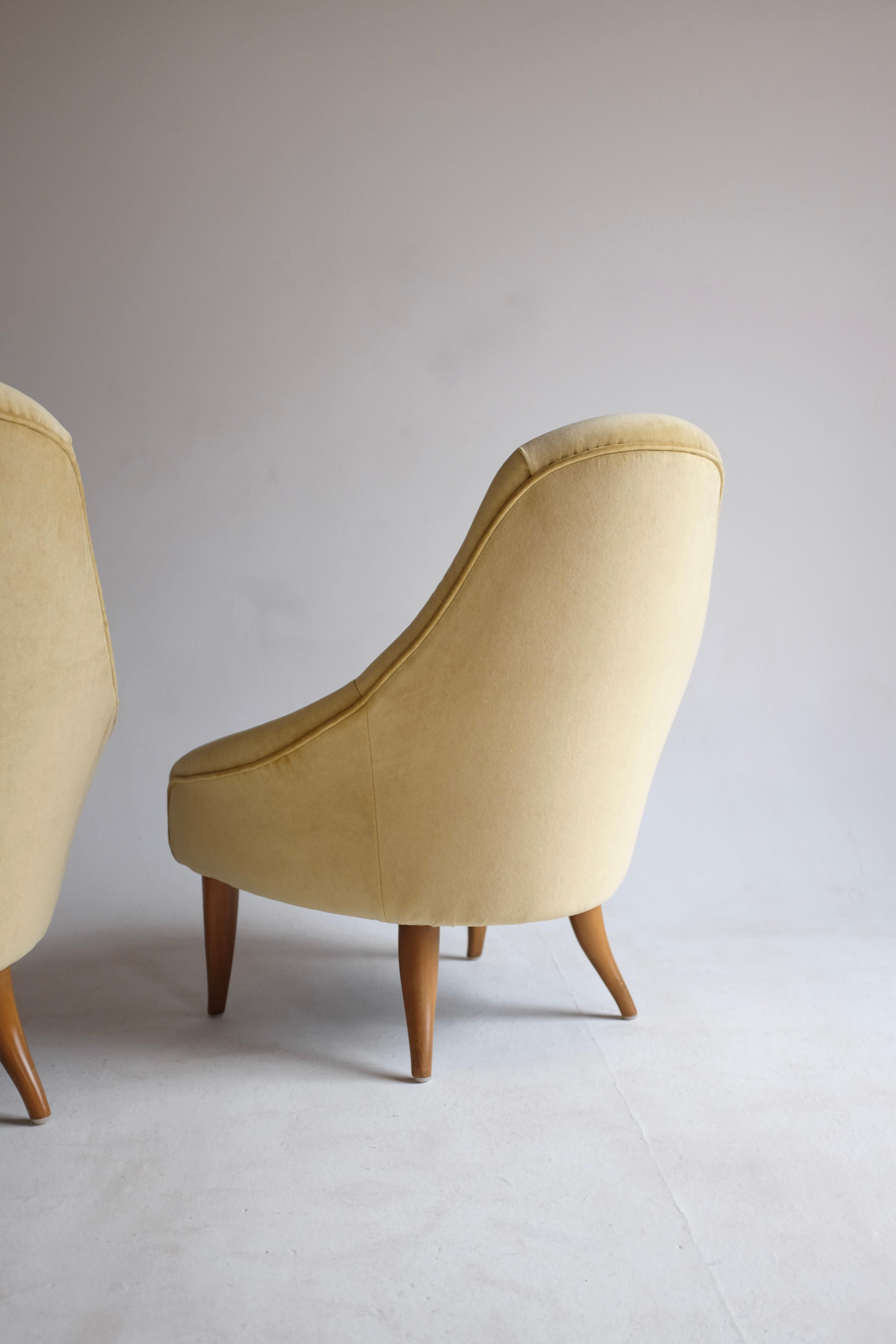Velvet Pair of Lilla Eva Lounge Chairs by Kerstin Hörlin-Holmquist For Sale