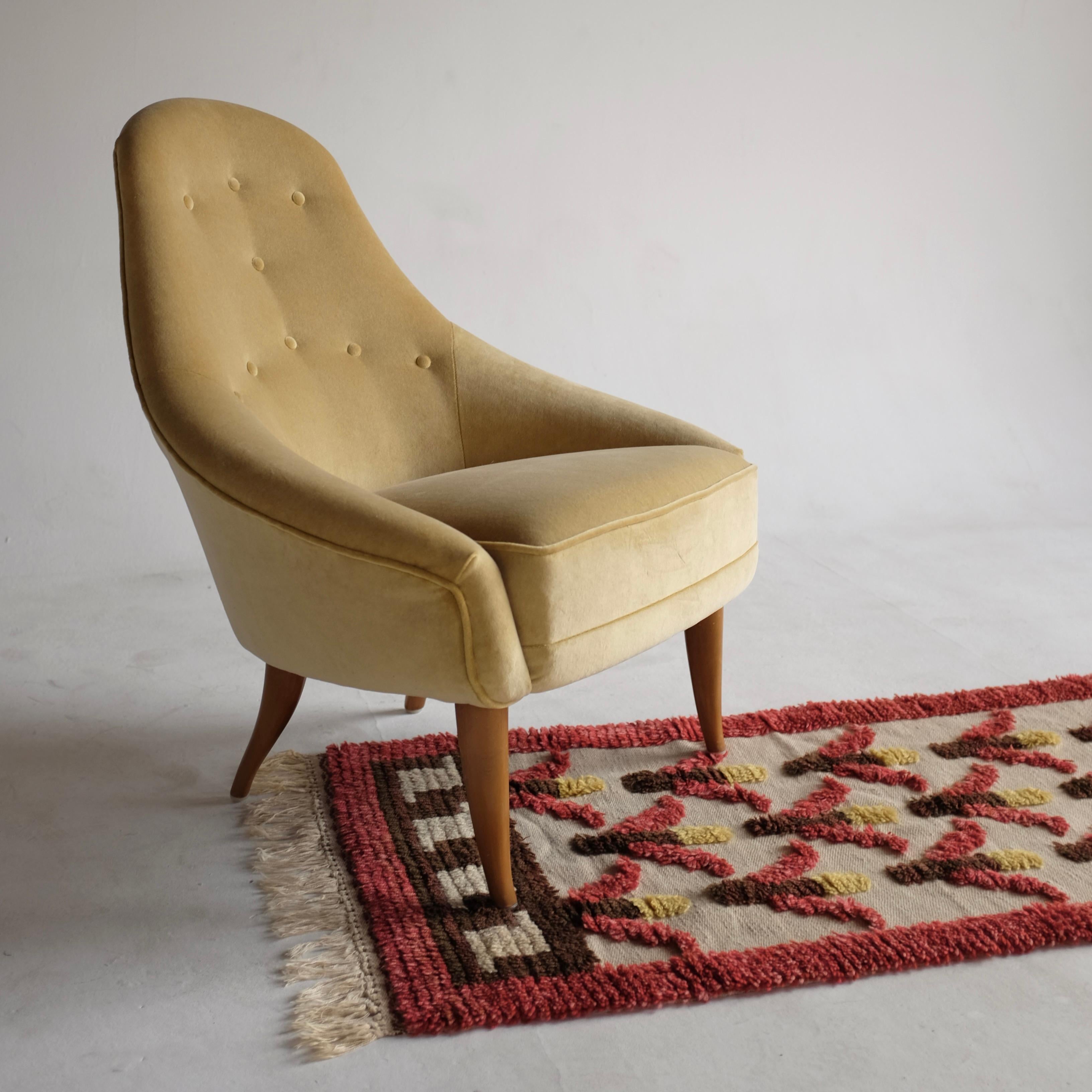 Pair of Lilla Eva Lounge Chairs by Kerstin Hörlin-Holmquist For Sale 2