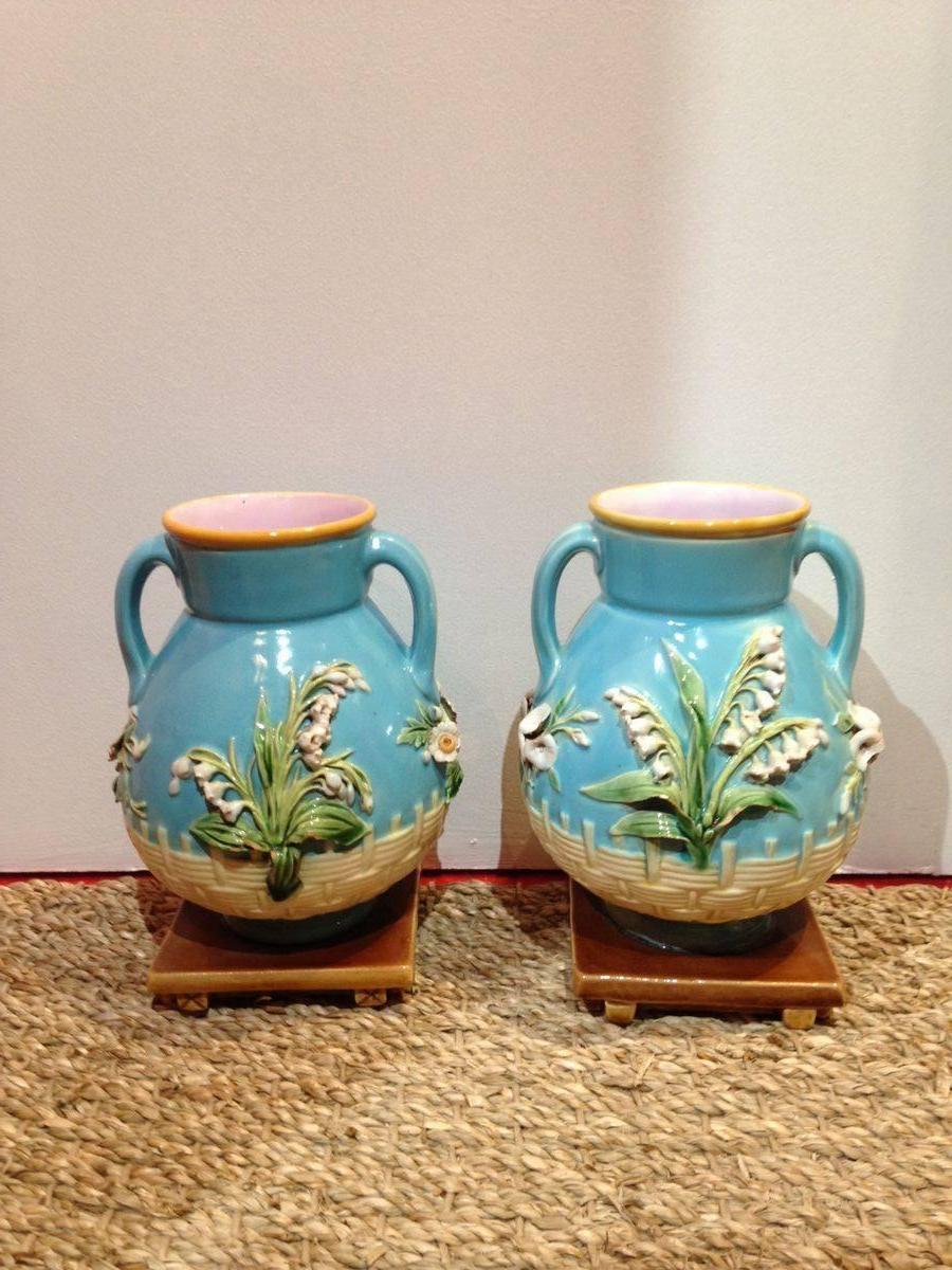 Majolica Pair of Lily of the Valley Vases, Minton Manufacture, England, circa 1880 For Sale
