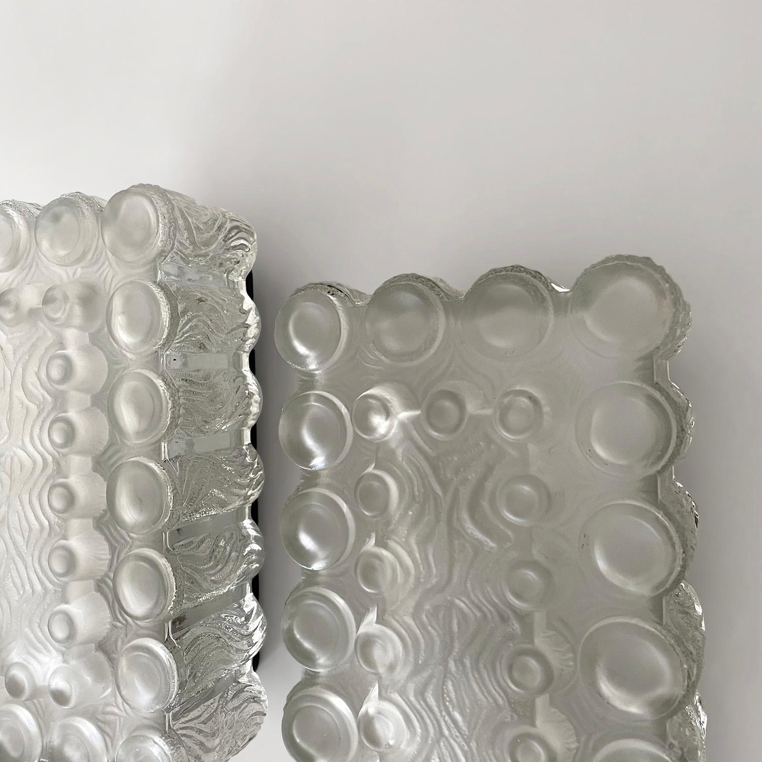 Paire d'appliques à bulles en verre glacé texturé Limburg en vente 8