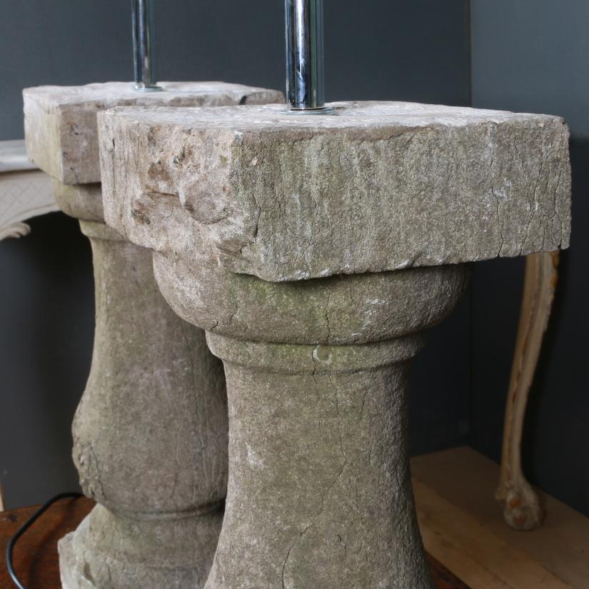 Pair of Limestone Balustrade Lamps In Good Condition In Leamington Spa, Warwickshire