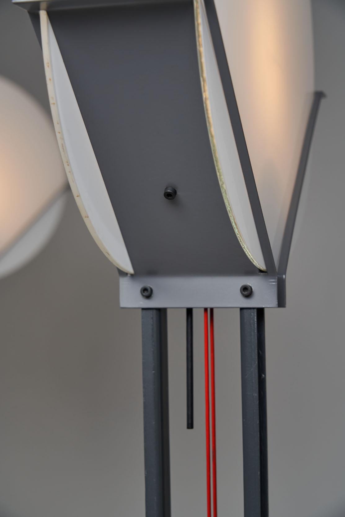 Paire de lampadaires Menno Dieperink en édition limitée, Pays-Bas, 1983 en vente 5