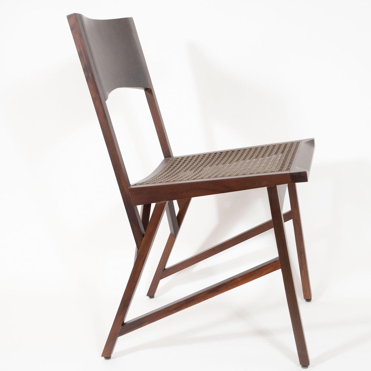 Paar Holzstühle in limitierter Auflage von Paolo Alves (21. Jahrhundert und zeitgenössisch) im Angebot
