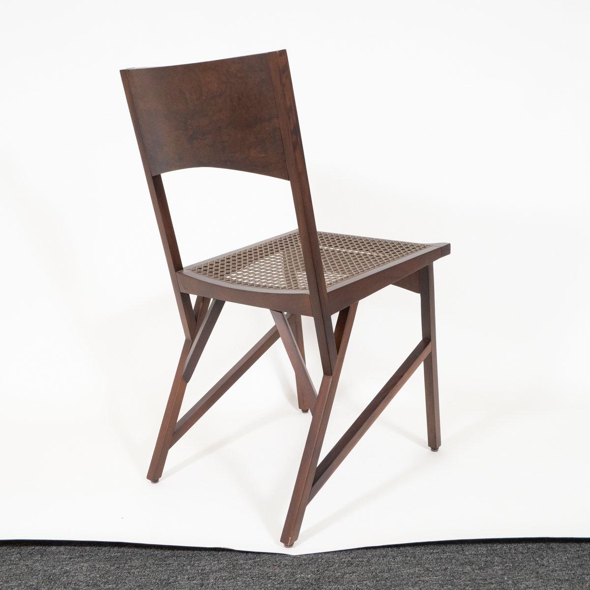 Paar Holzstühle in limitierter Auflage von Paolo Alves im Angebot 1