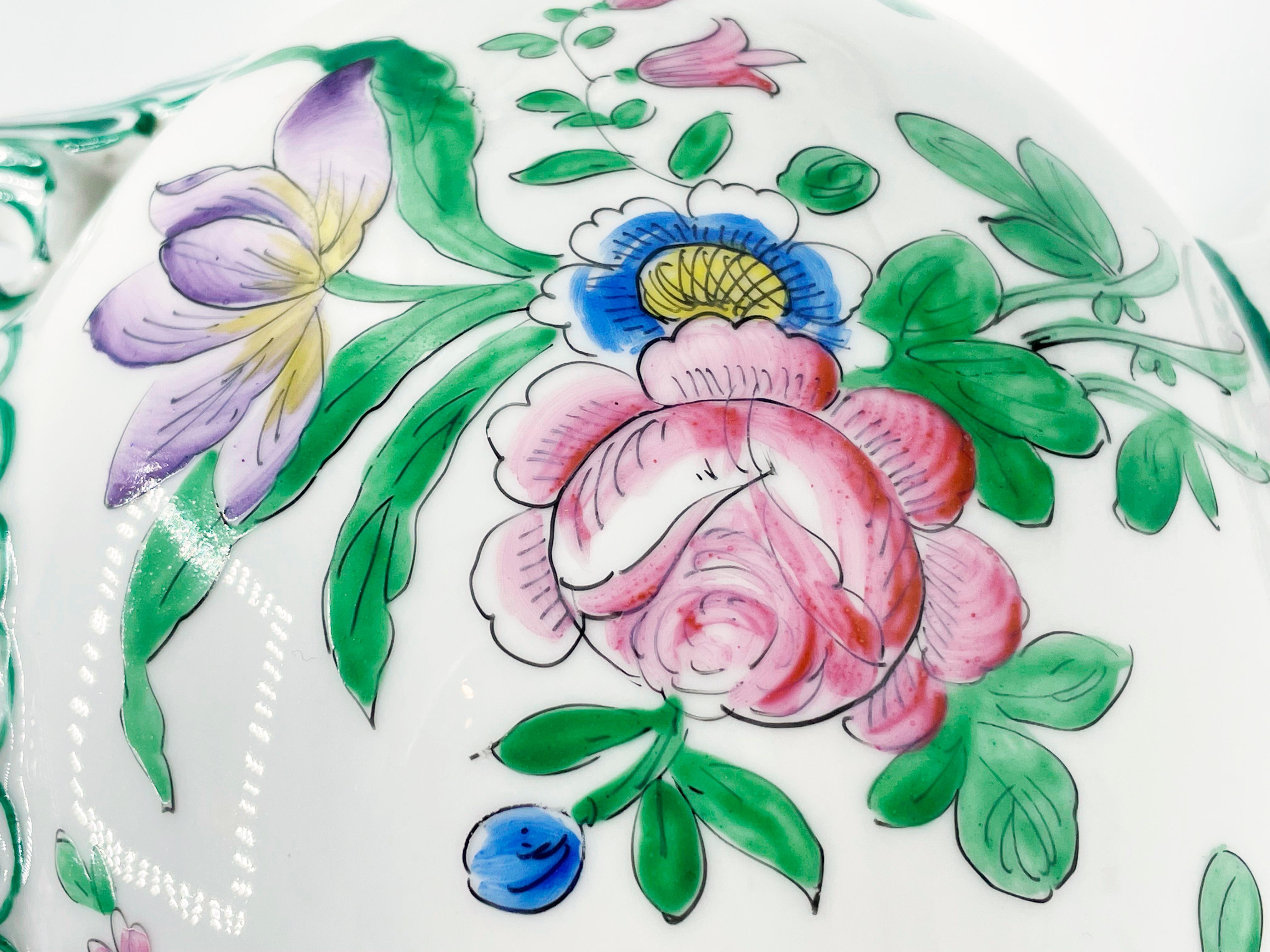Coppia di vasi di Limoges VP Perrin & Perrin, dipinti a mano e in argento francese in vendita 2