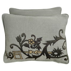 Pareja de almohadas de lino bordado