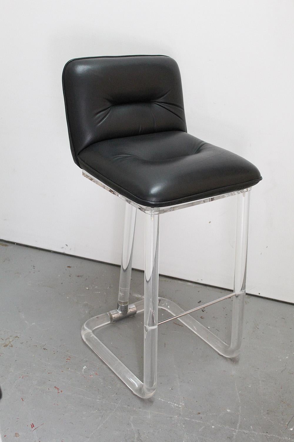 20th Century Pair of Lion in Frost Black Leather Swivel Bar Stools For Sale