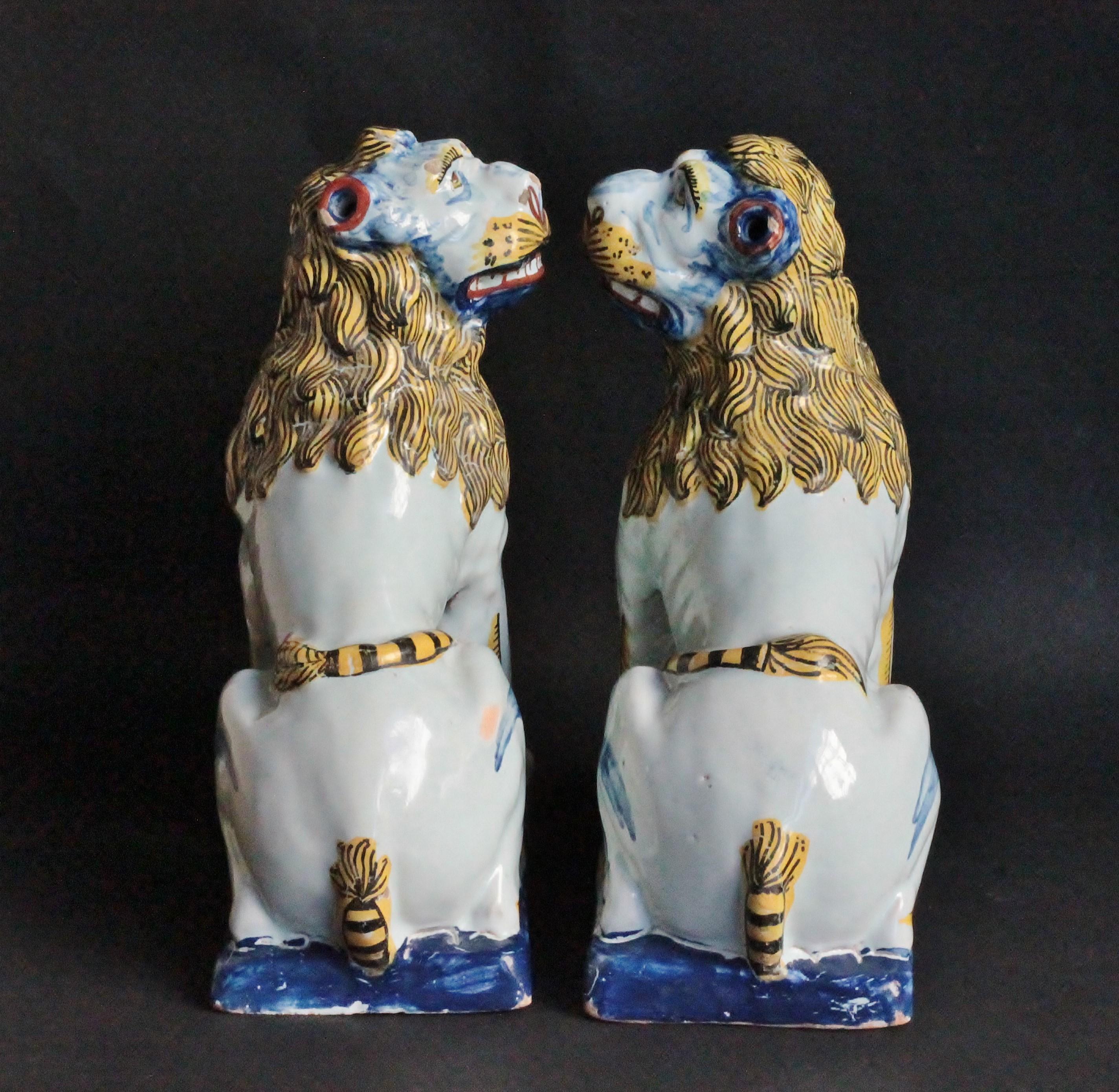 18th Century Pair of Lions in Faience of Rouen 'France', circa 1760 For Sale