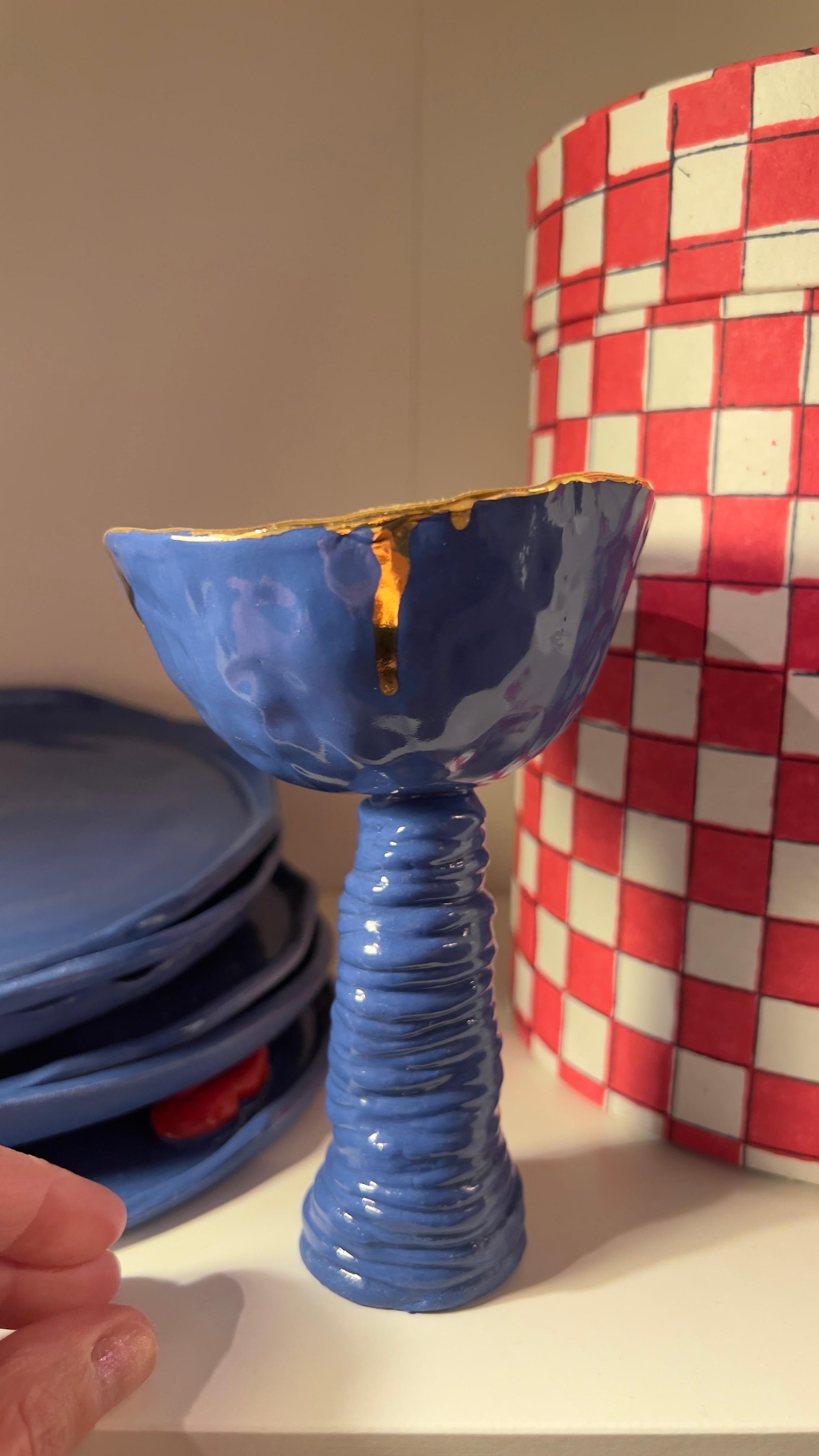 Bicchieri da vino in porcellana blu di Hania Jneid in vendita 2