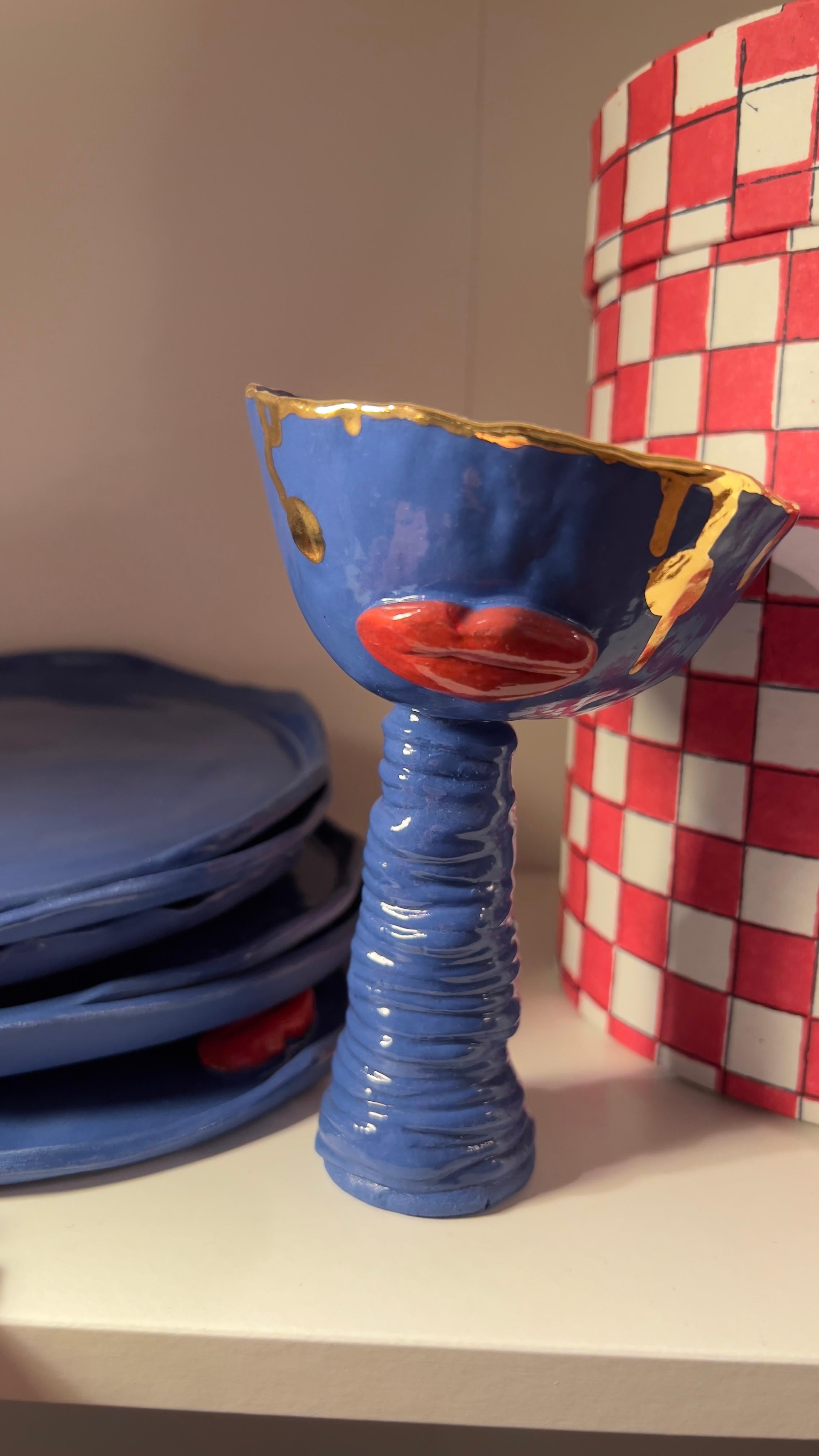 Bicchieri da vino in porcellana blu di Hania Jneid in vendita 5
