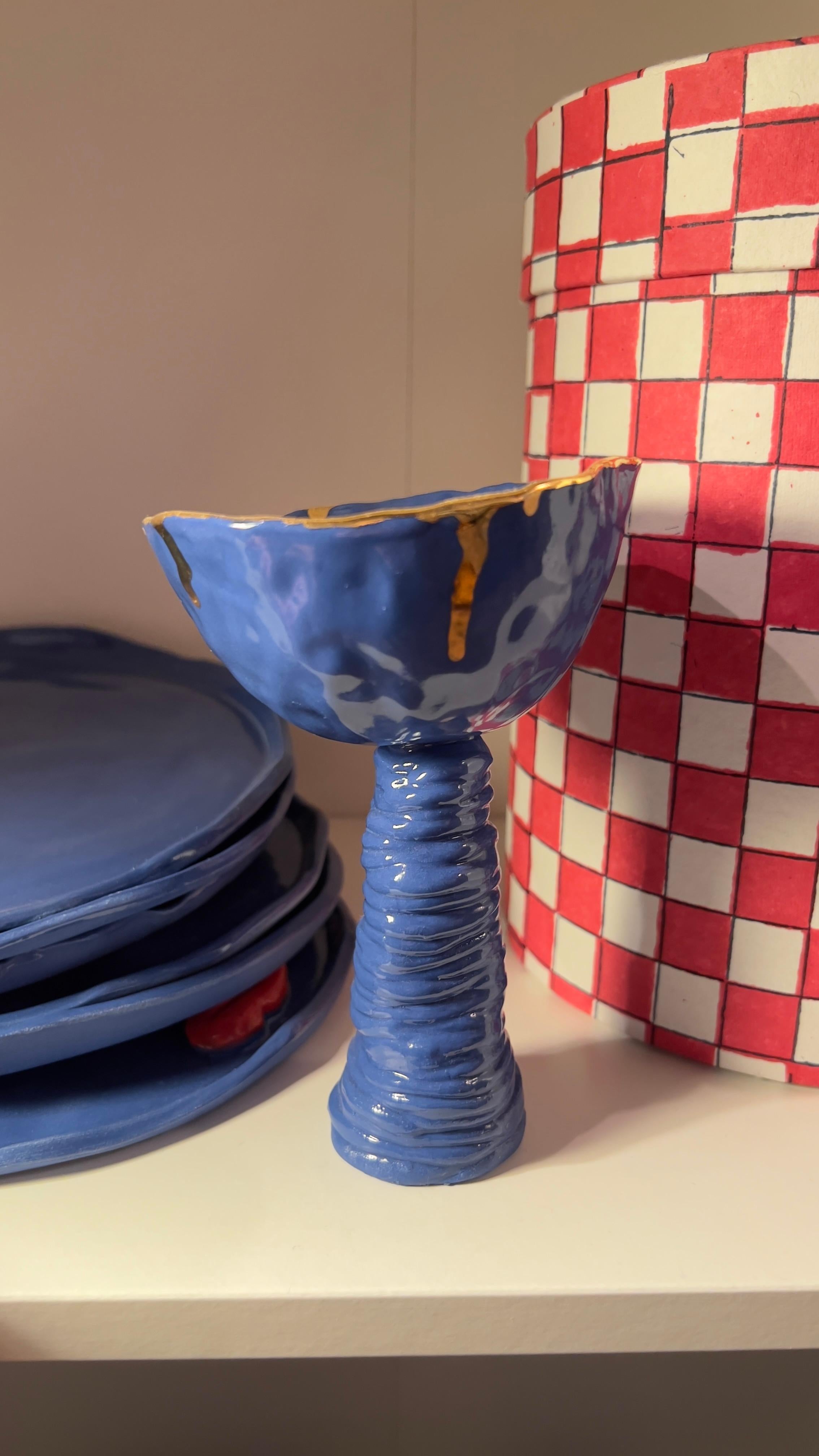 Bicchieri da vino in porcellana blu di Hania Jneid in vendita 9