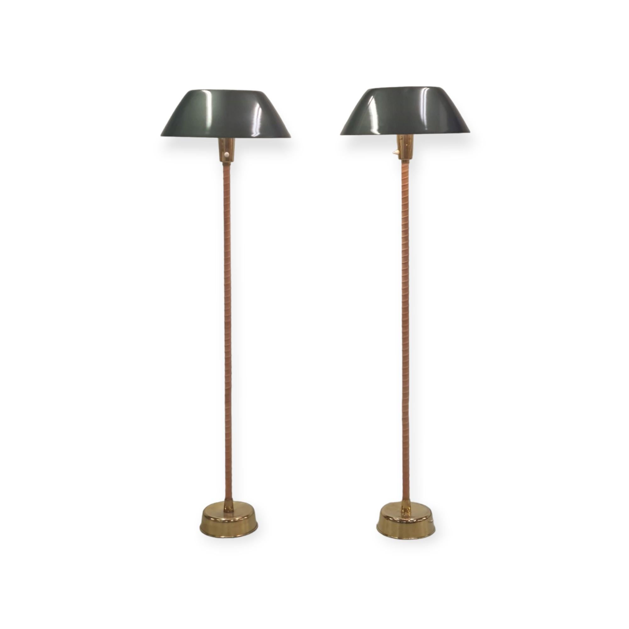 Paire de lampadaires Lisa Johansson-Papé Ihanne, Orno pour Stockmann-Orno 1960s en vente 5