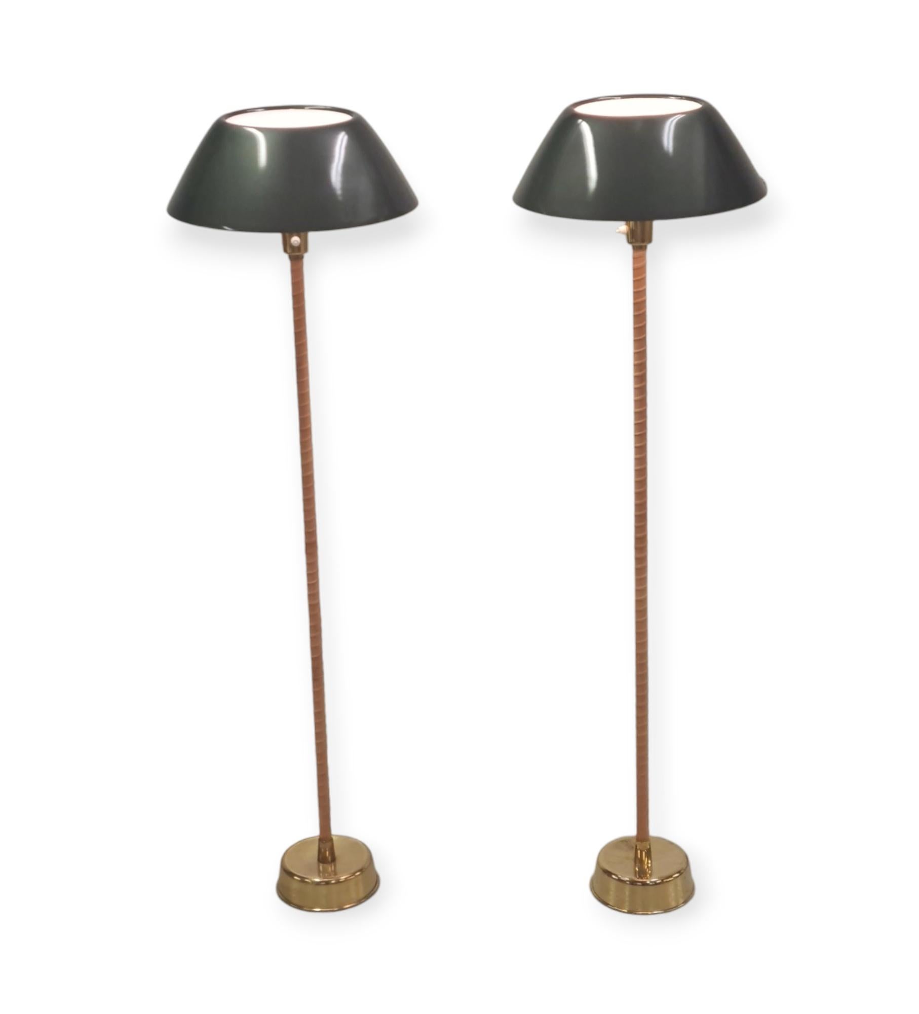 Paire de lampadaires Lisa Johansson-Papé Ihanne, Orno pour Stockmann-Orno 1960s en vente 6