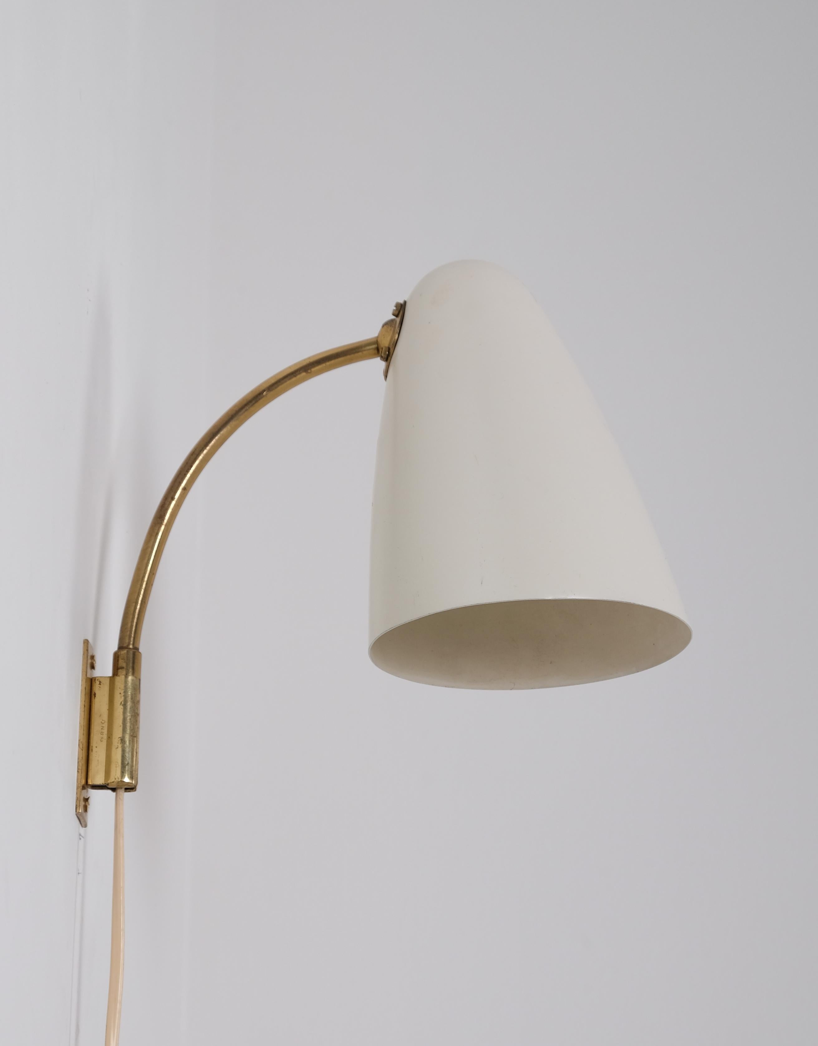 Pareja de apliques Lisa Johansson-Papé de Orno, años 50 en venta 1