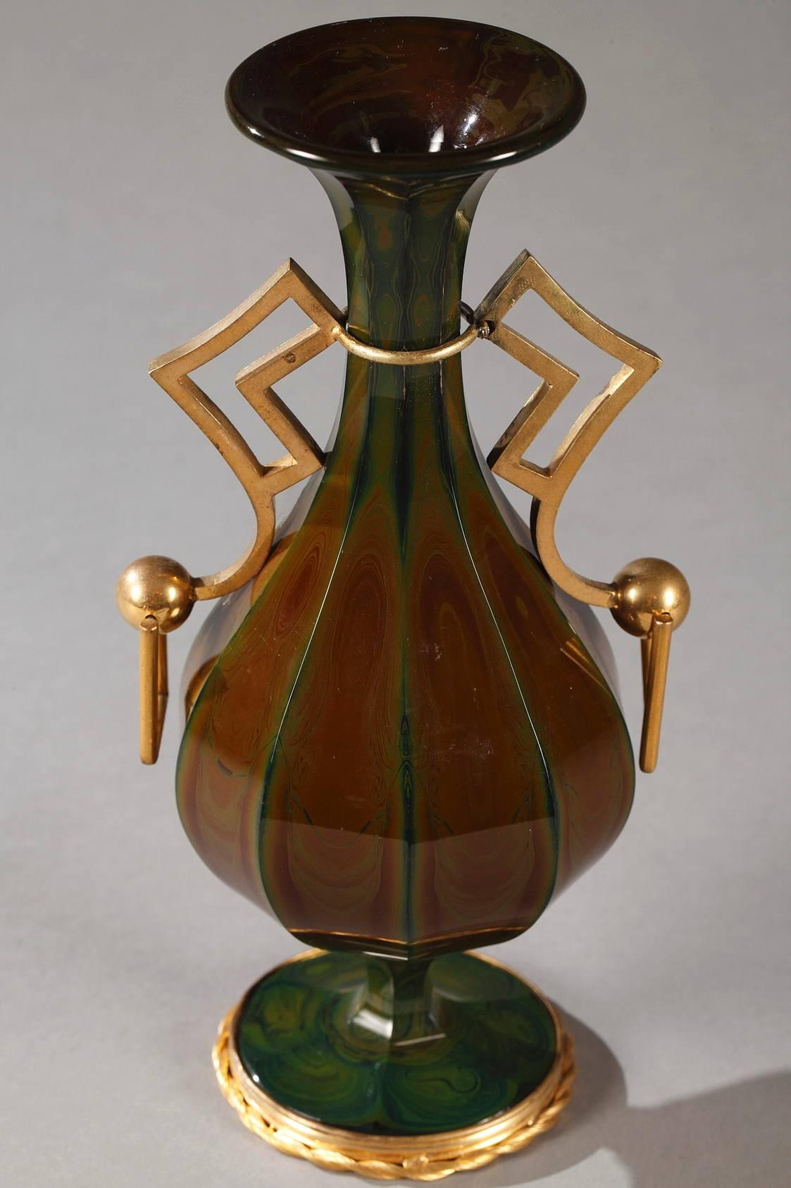 Début du XIXe siècle Paire de vases lithyalins:: période Charles X en vente