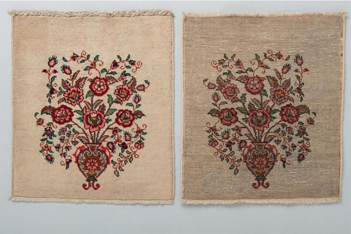 Vintage little rugs with floral design , probably made as a gift to the newlyweds, as seat backrests on the wall. Very cute!.
On request I can prepare cushions.