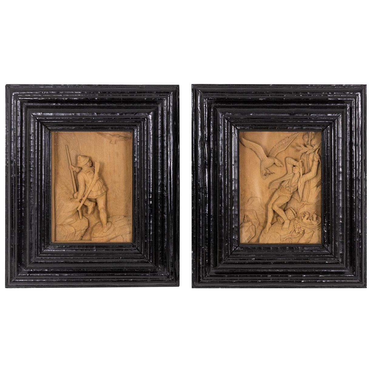 Pair of little sculpted pictures, circa 1880 For Sale