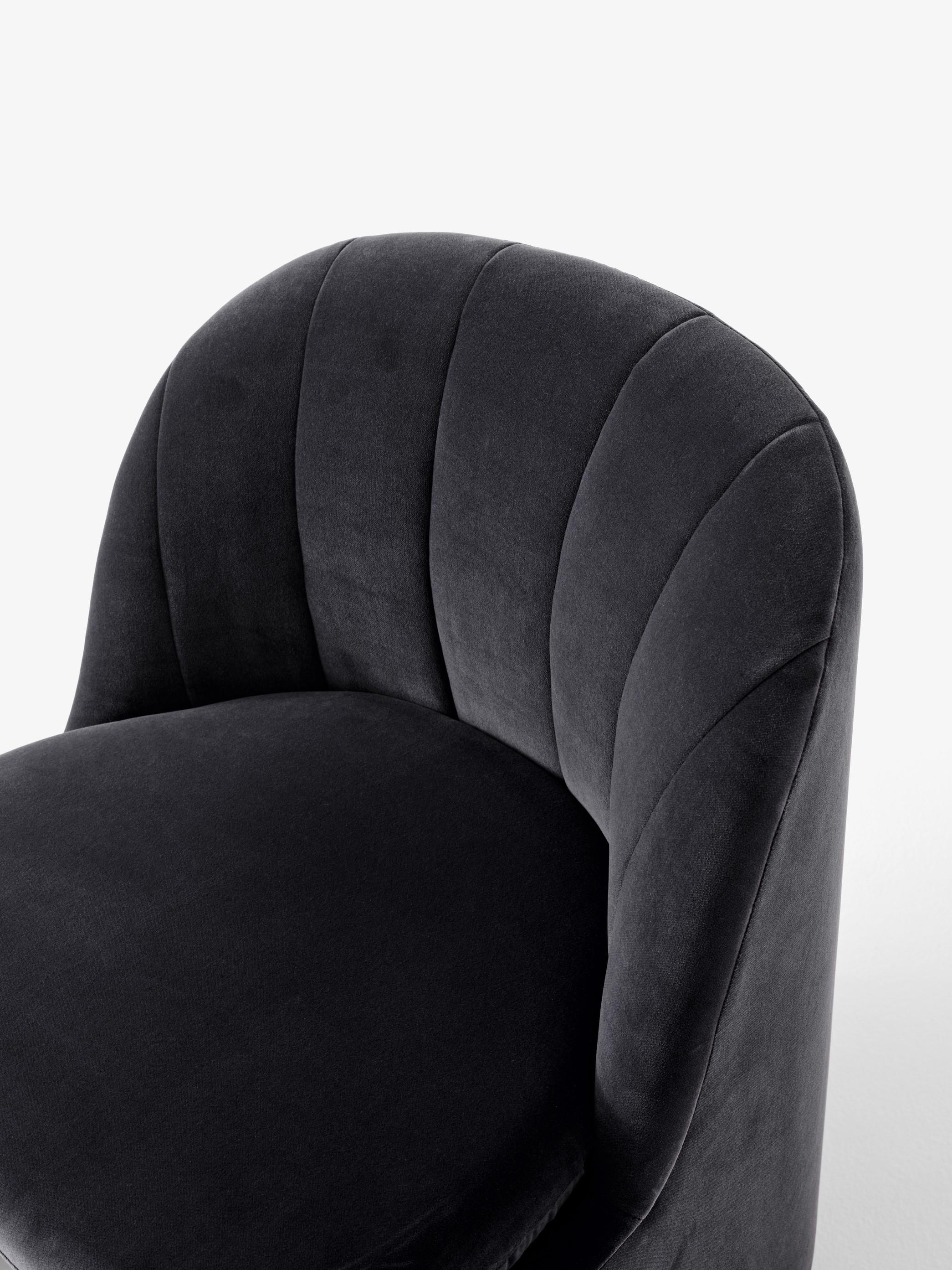 Tessuto Coppia di Loafer SC107 Club Chair-Kvadrat/Gentle 0193-Space Copenhagen-&Tradition in vendita