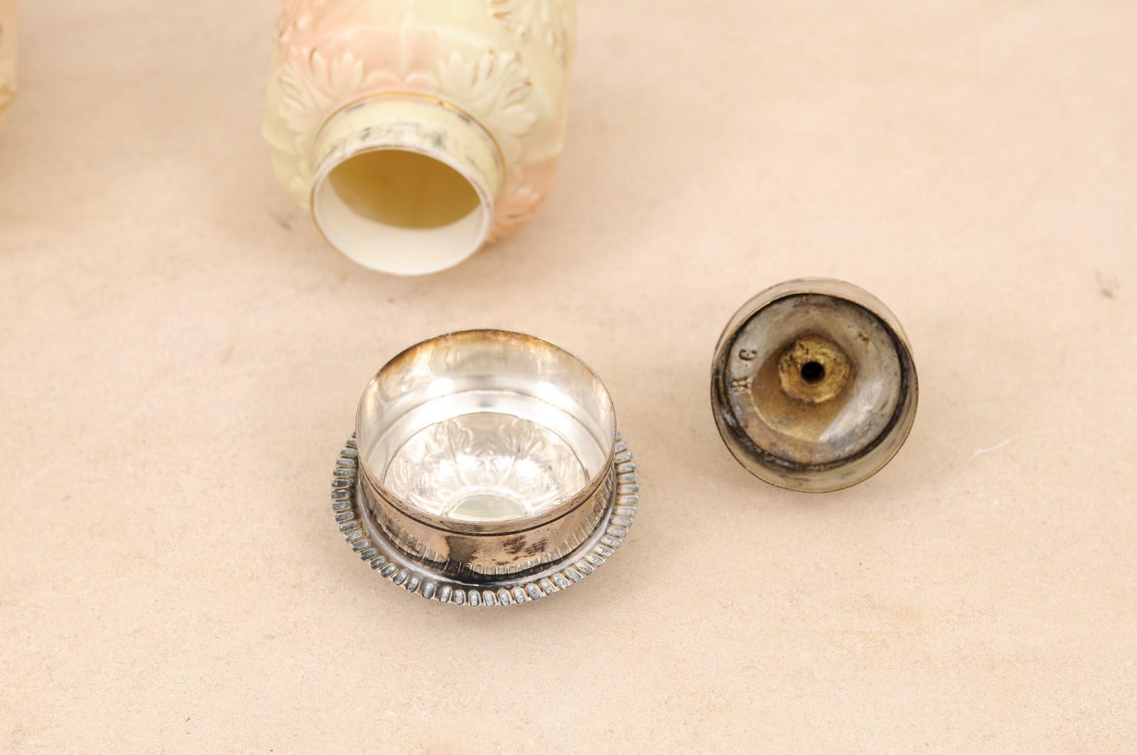 Pair of Locke & Co Worcester 1900s Porcelain Toiletry Jars with Silver Tops 3