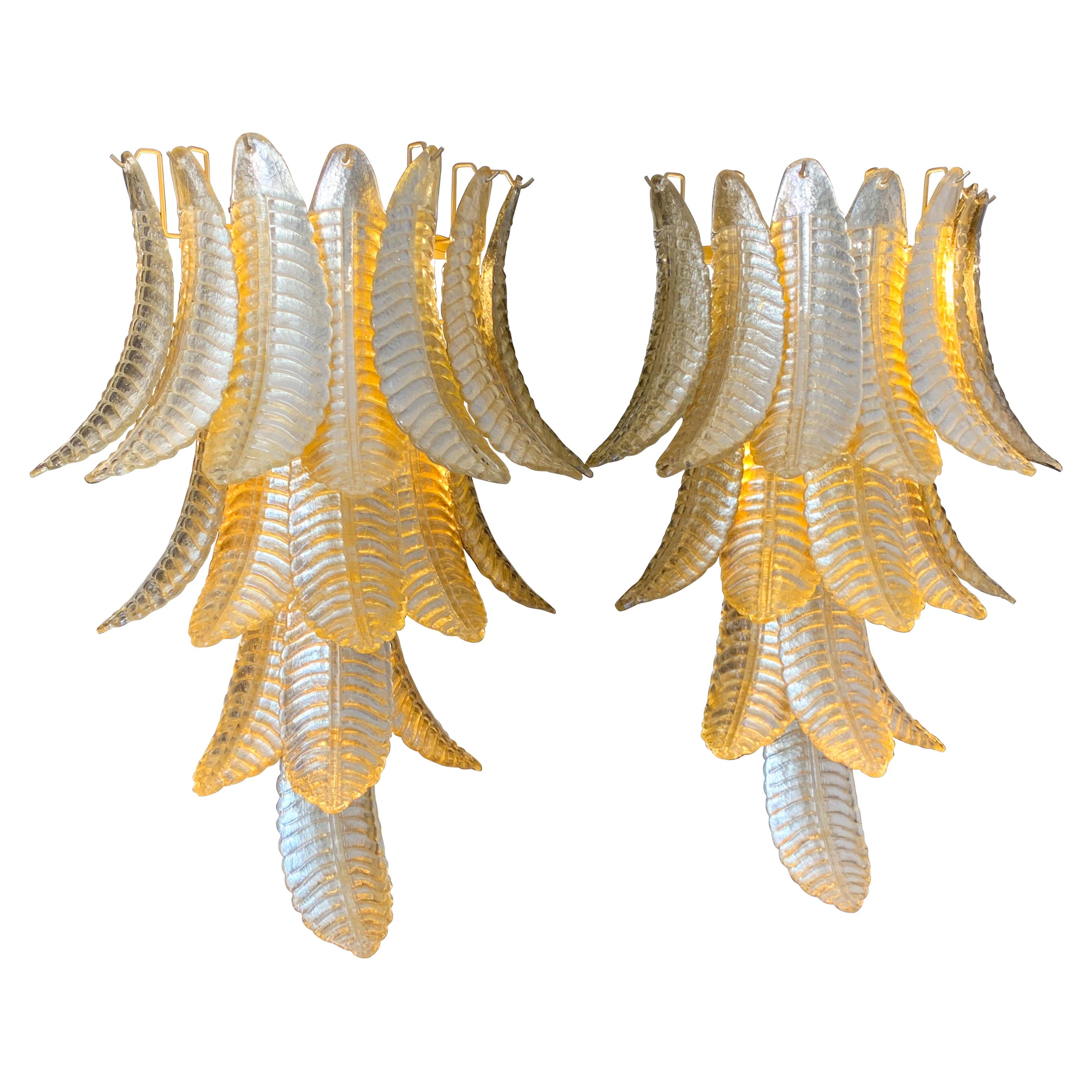 Paar lange goldene Muranoglas-Wandleuchten in Palmenform, lange Wandleuchten