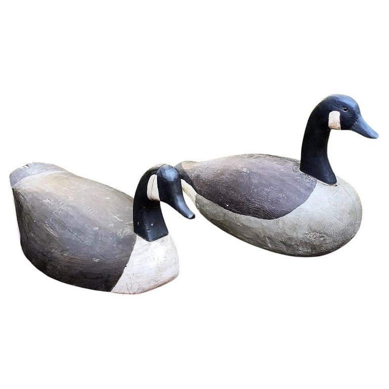 Pair of Long Island Canadian Geese Decoys, circa 1910 For Sale at 1stDibs