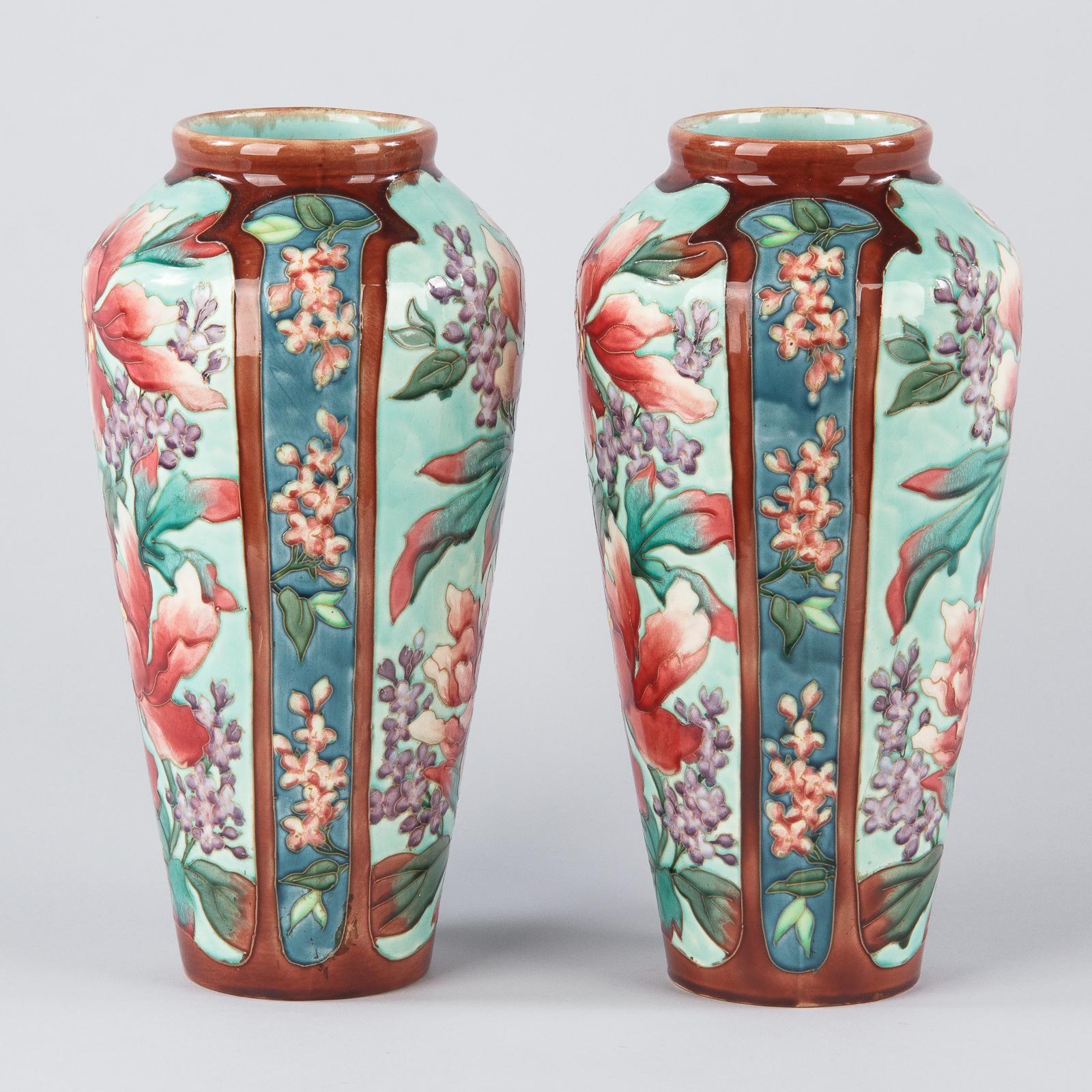 Pair of Longchamp Majolica Ceramic Vases, 1900s 5