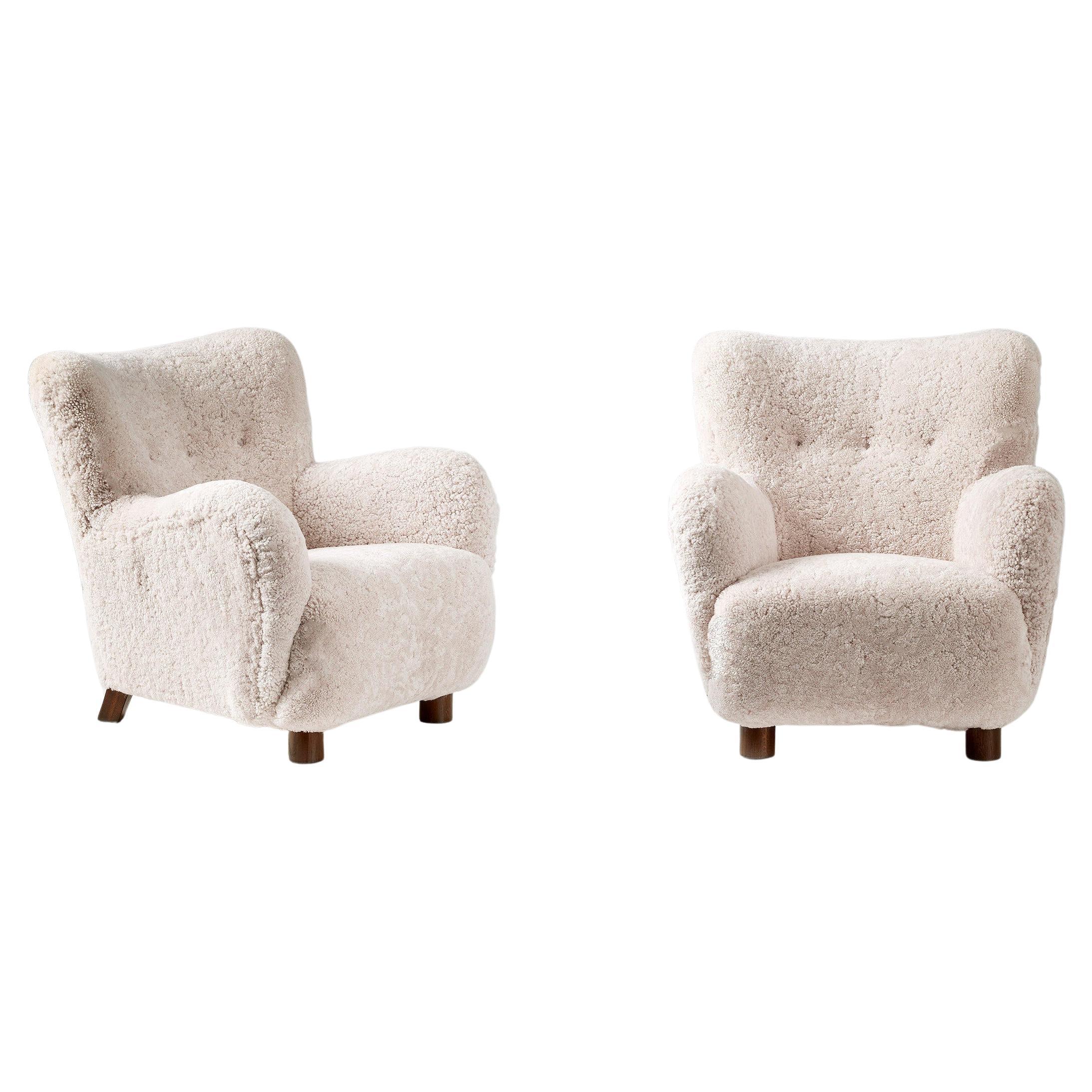 Pair of Longe Chairs