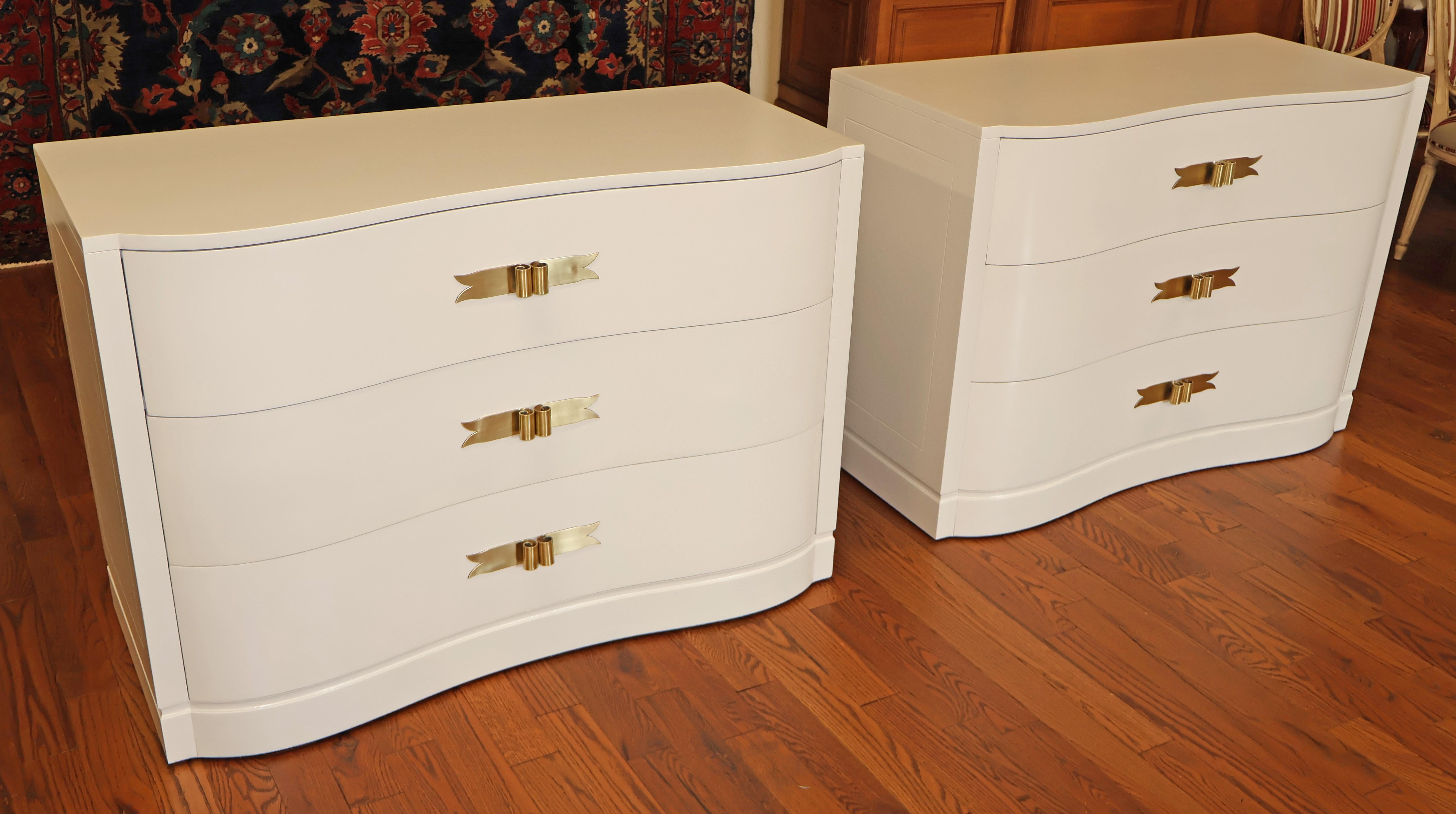 Mid-Century Modern Pair of Lorin Jackson For Grosfeld House Hollywood Regency Modern White Dressers For Sale