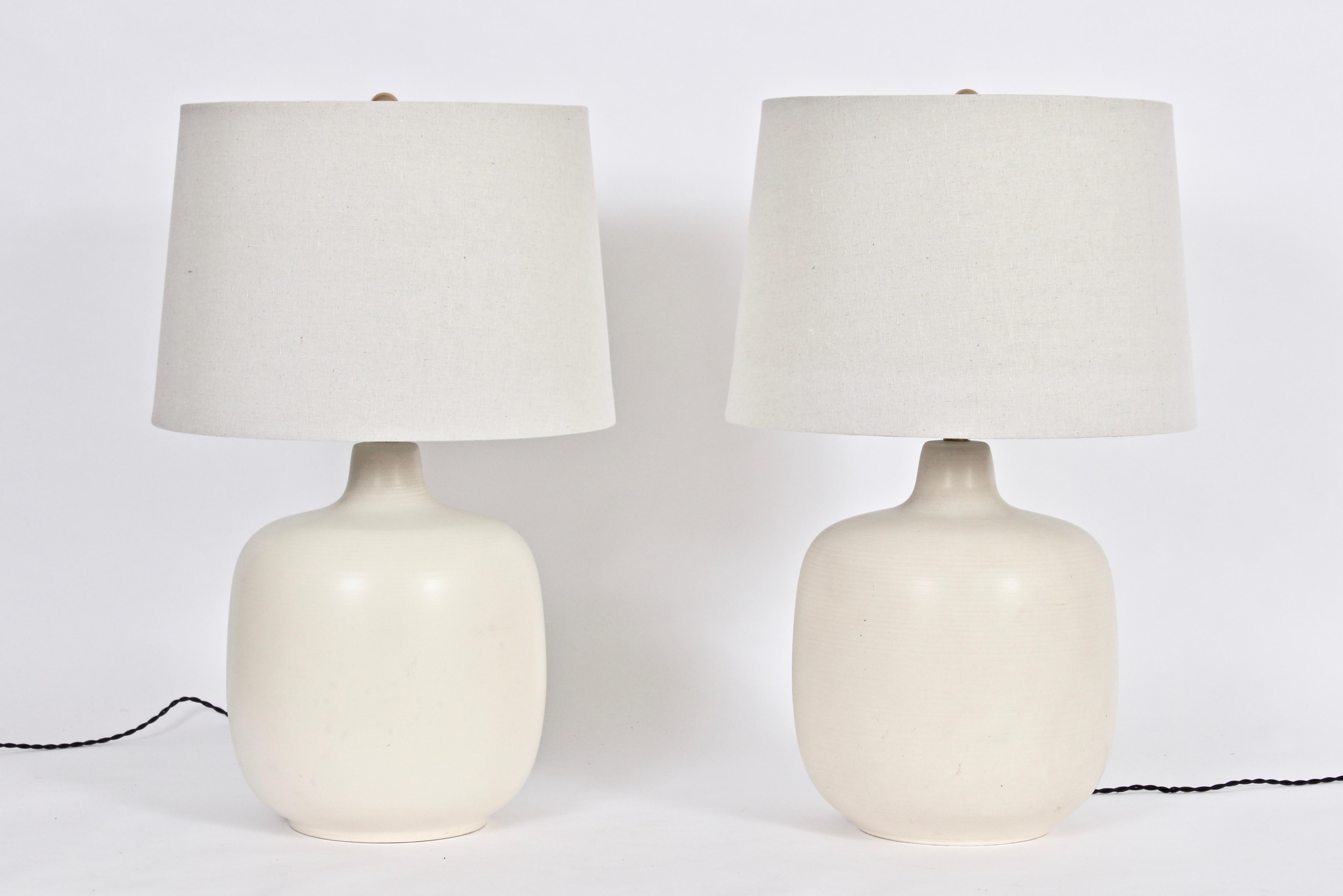 Pair of Lotte and Gunnar Bostlund Bone Stoneware Table Lamps 3