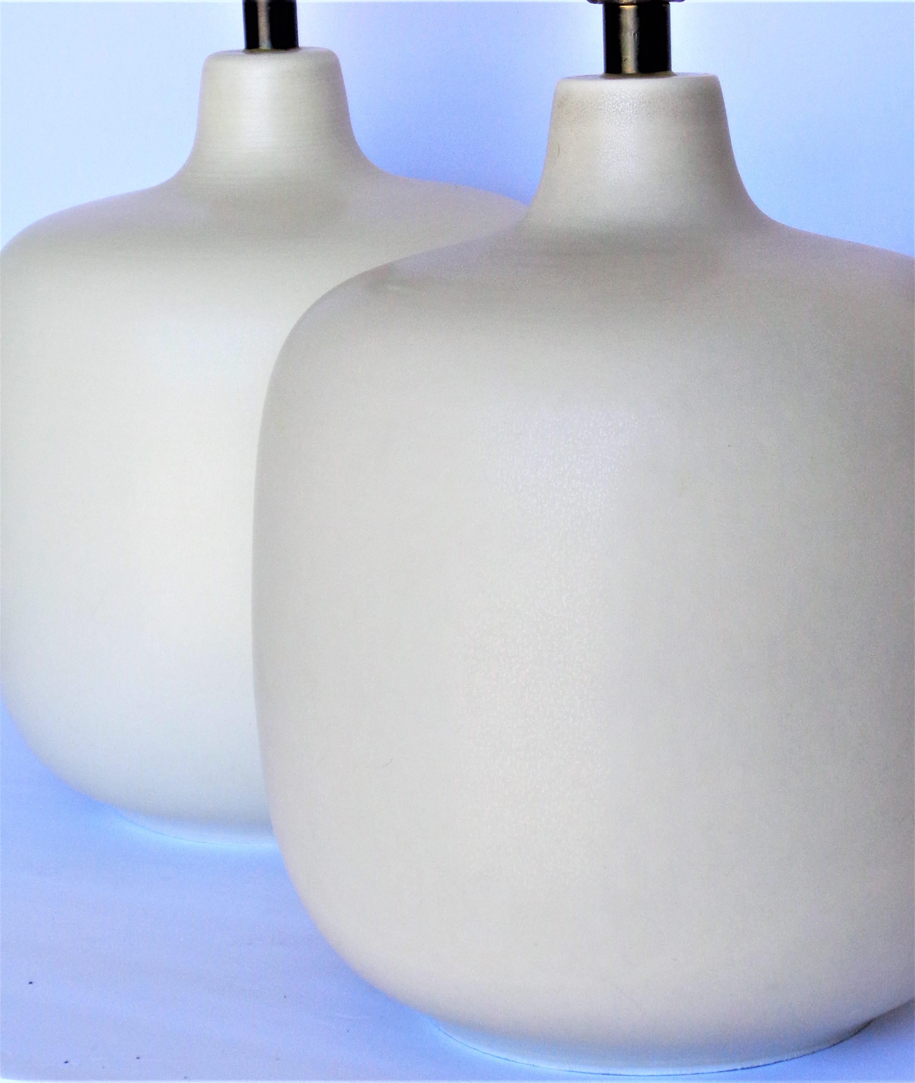 Lotte and Gunnar Bostlund Eggshell White Glazed Table Lamps 4