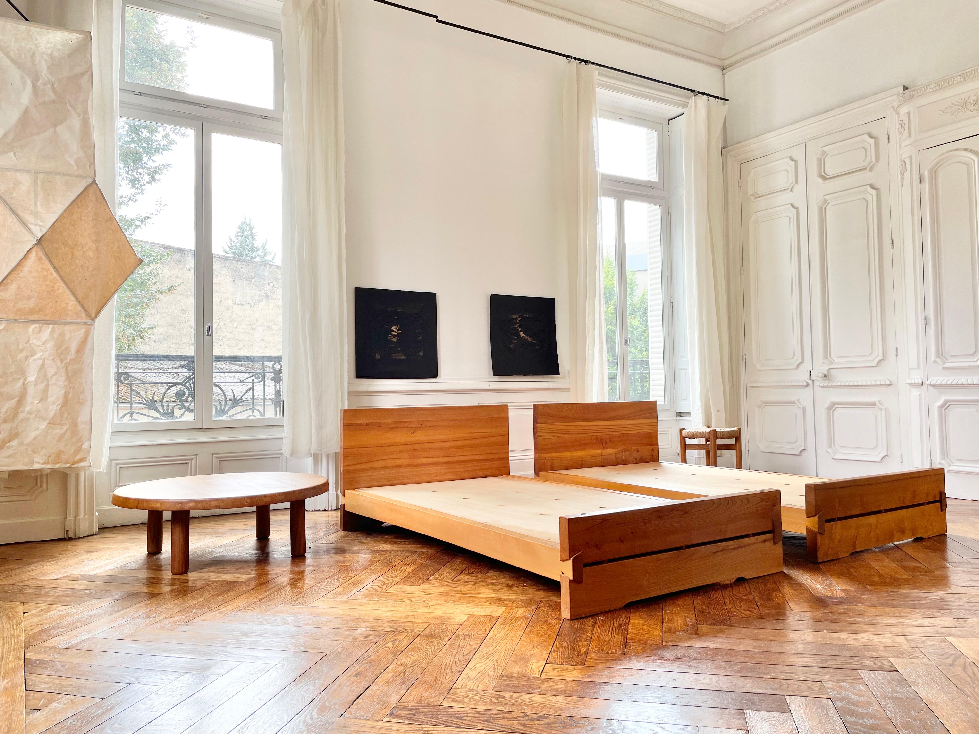 Pair of Loui L02A Pierre Chapo 224 cm Bed 1970 in French Elm. Rare set of Loui L02A beds ordered in the 1970s and designed at the same time in the same Tron d Orme, which allows them to be assembled to form a single bed 2.24 m wide in the same