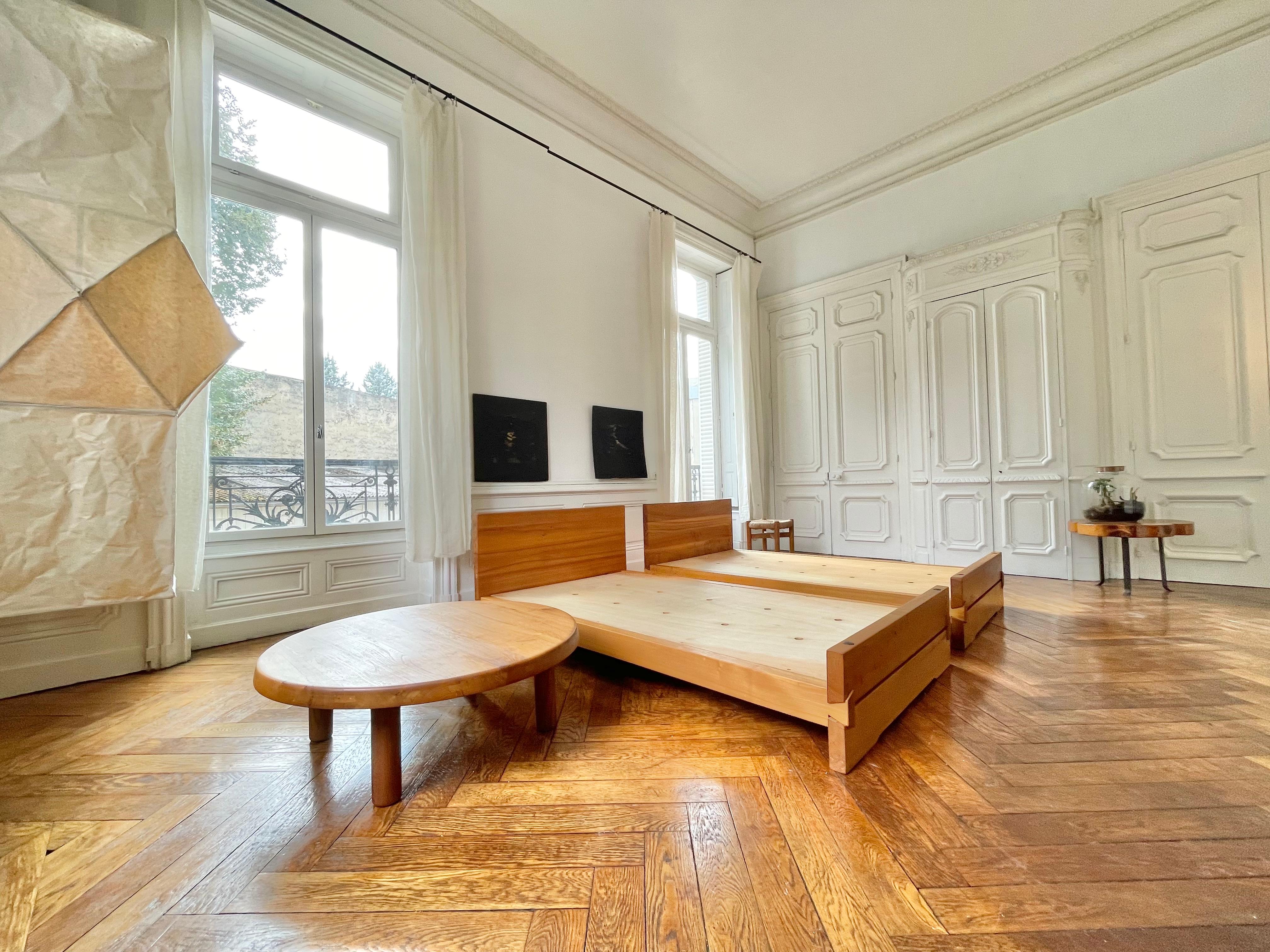 Pair of Loui L02A Pierre Chapo Bed 1970 in French Elm In Good Condition For Sale In Lyon, FR
