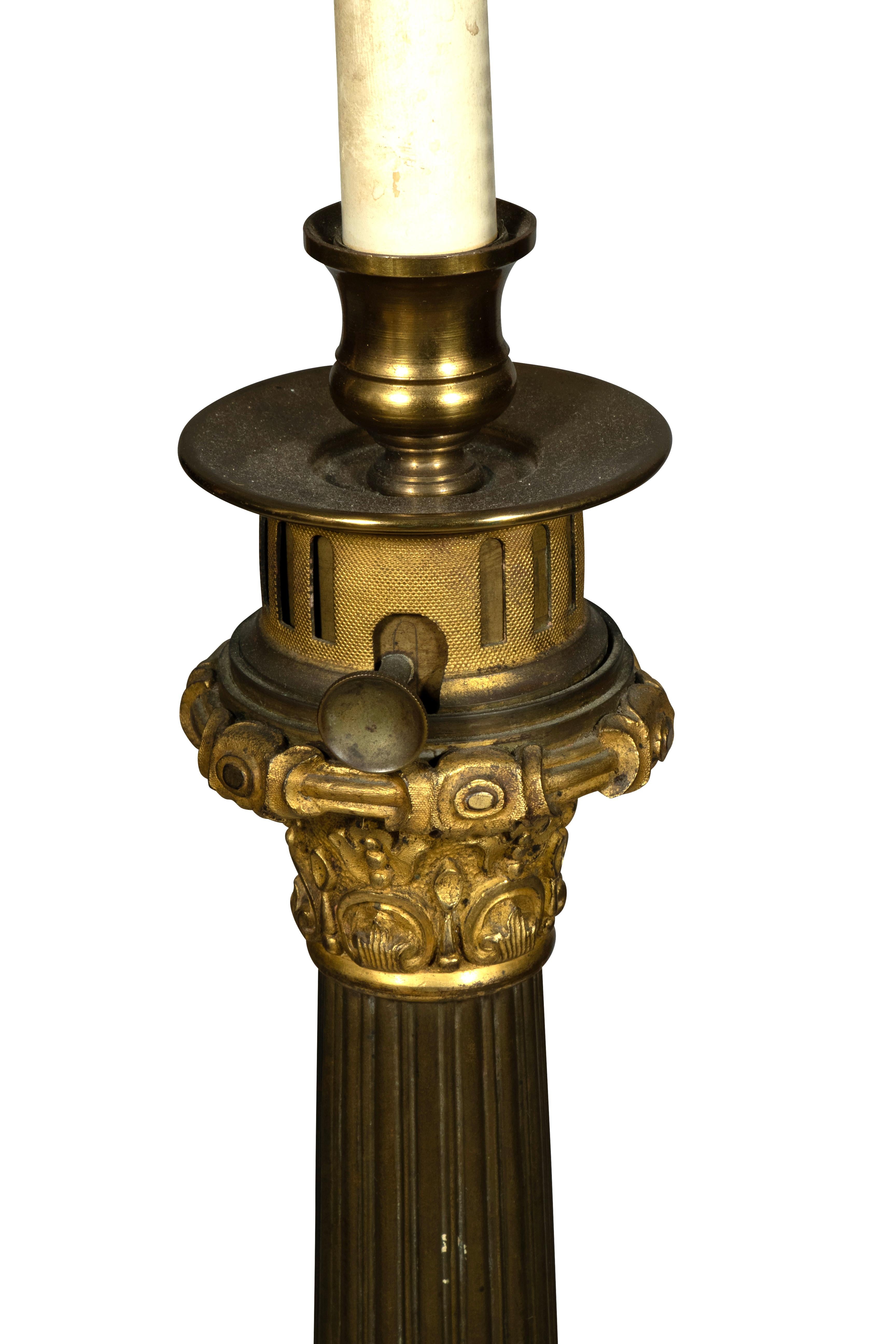 Paire de lampes de table Louis Philippe en bronze en vente 4