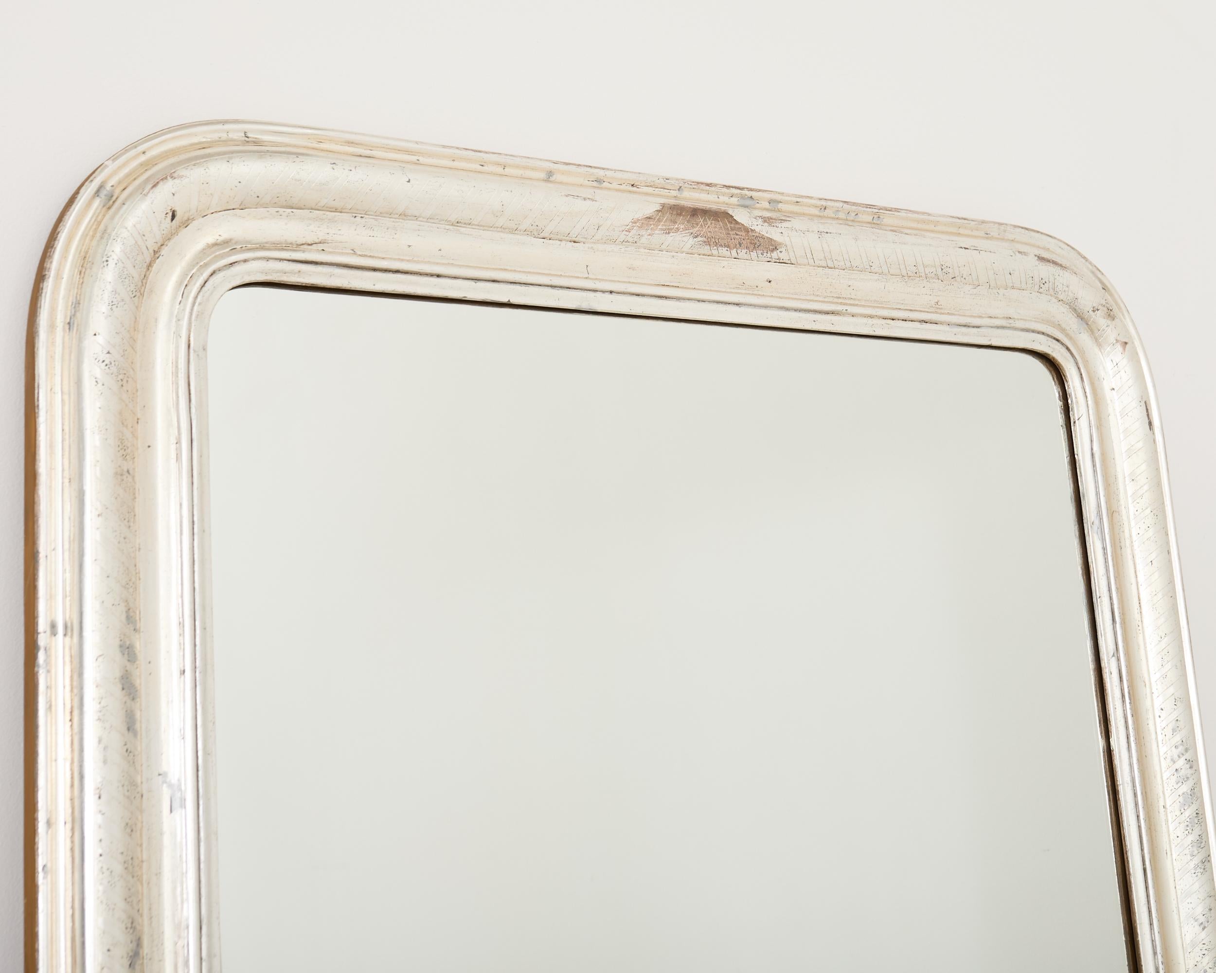 Paire de miroirs dorés à la feuille d'argent Louis Philippe 6 pieds en vente 8