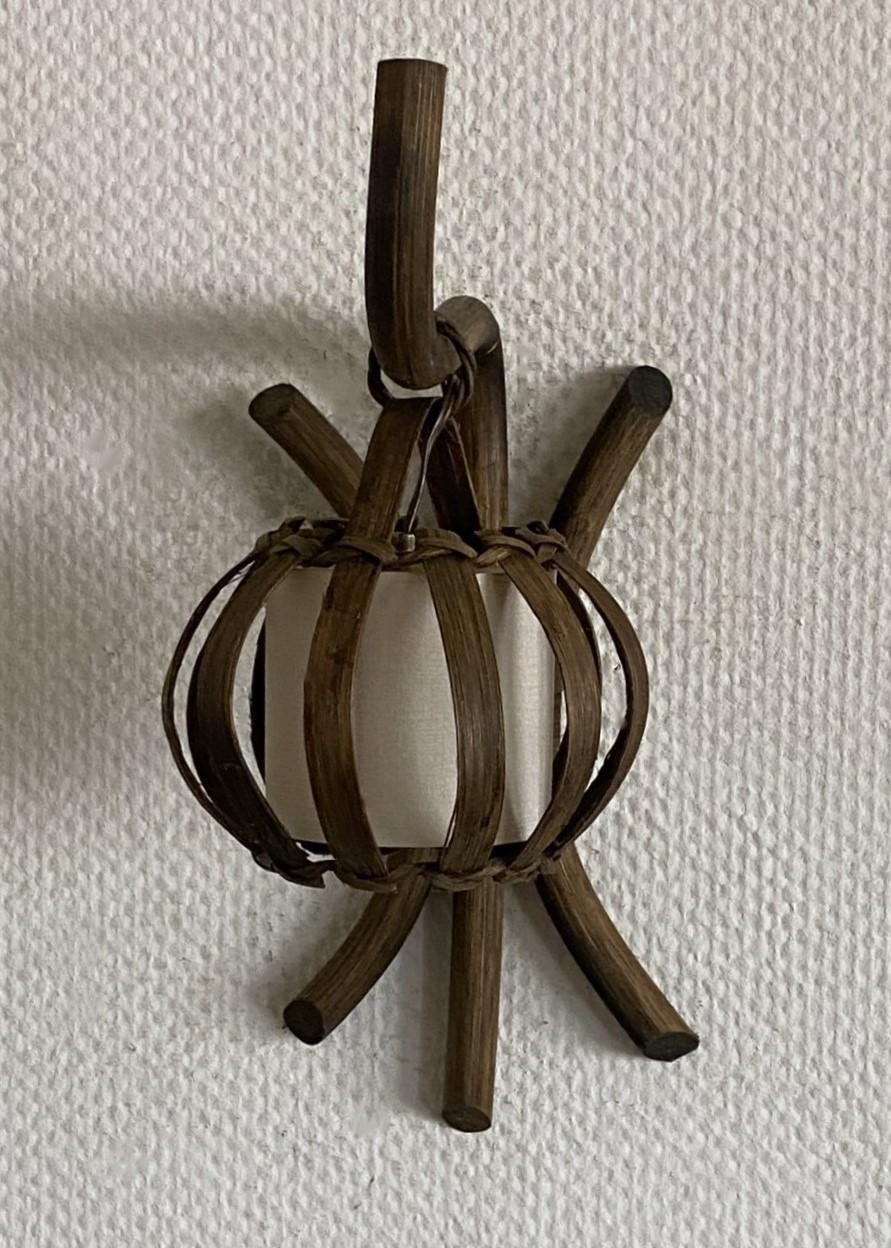 Pair of Louis Sognot Bamboo Rattan Wall Sconces with Shades, France, 1960s In Good Condition For Sale In Frankfurt am Main, DE