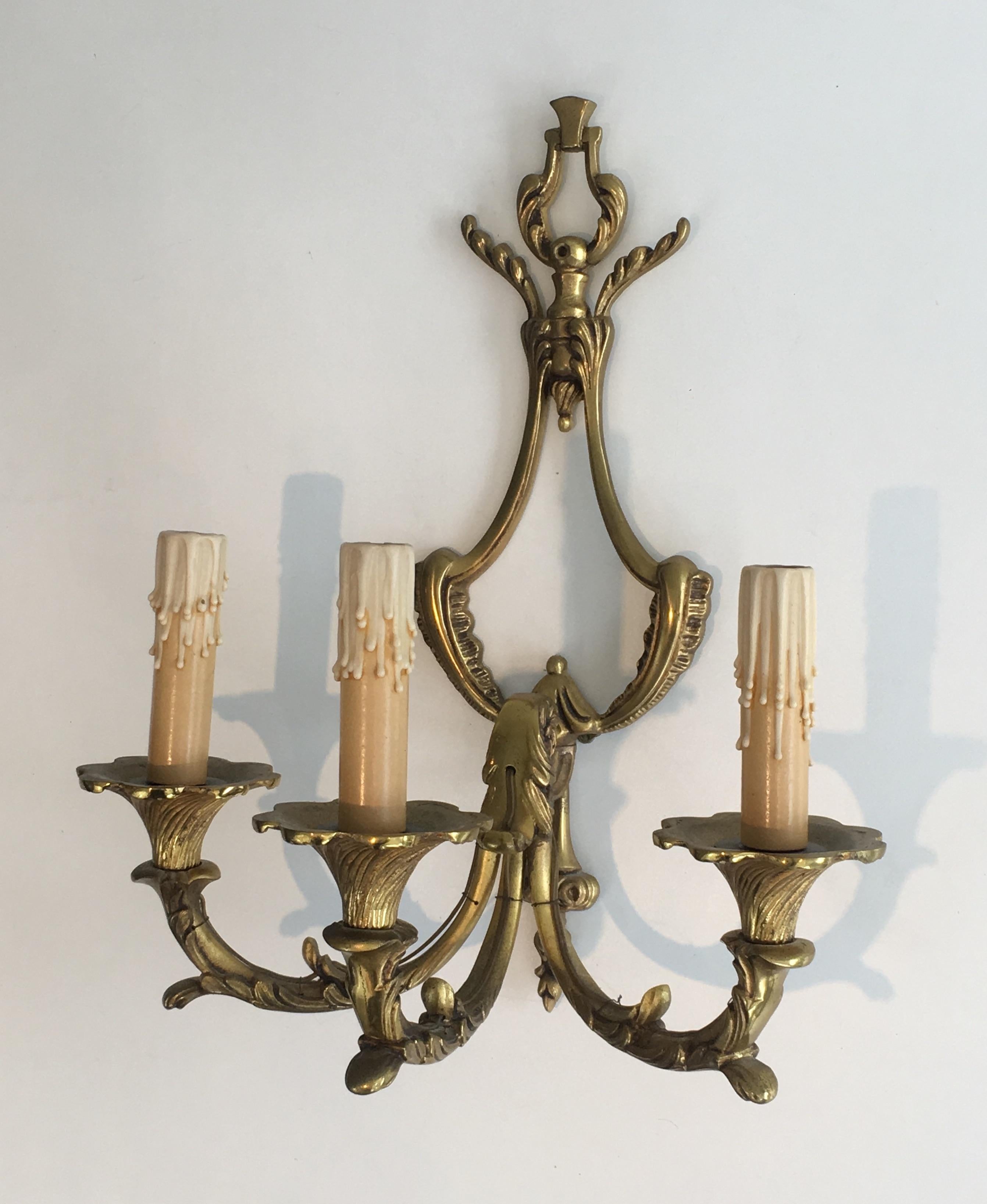 Pair of Louis XV Style 3-Light Bronze Sconces, French, circa 1960 In Good Condition For Sale In Marcq-en-Barœul, Hauts-de-France