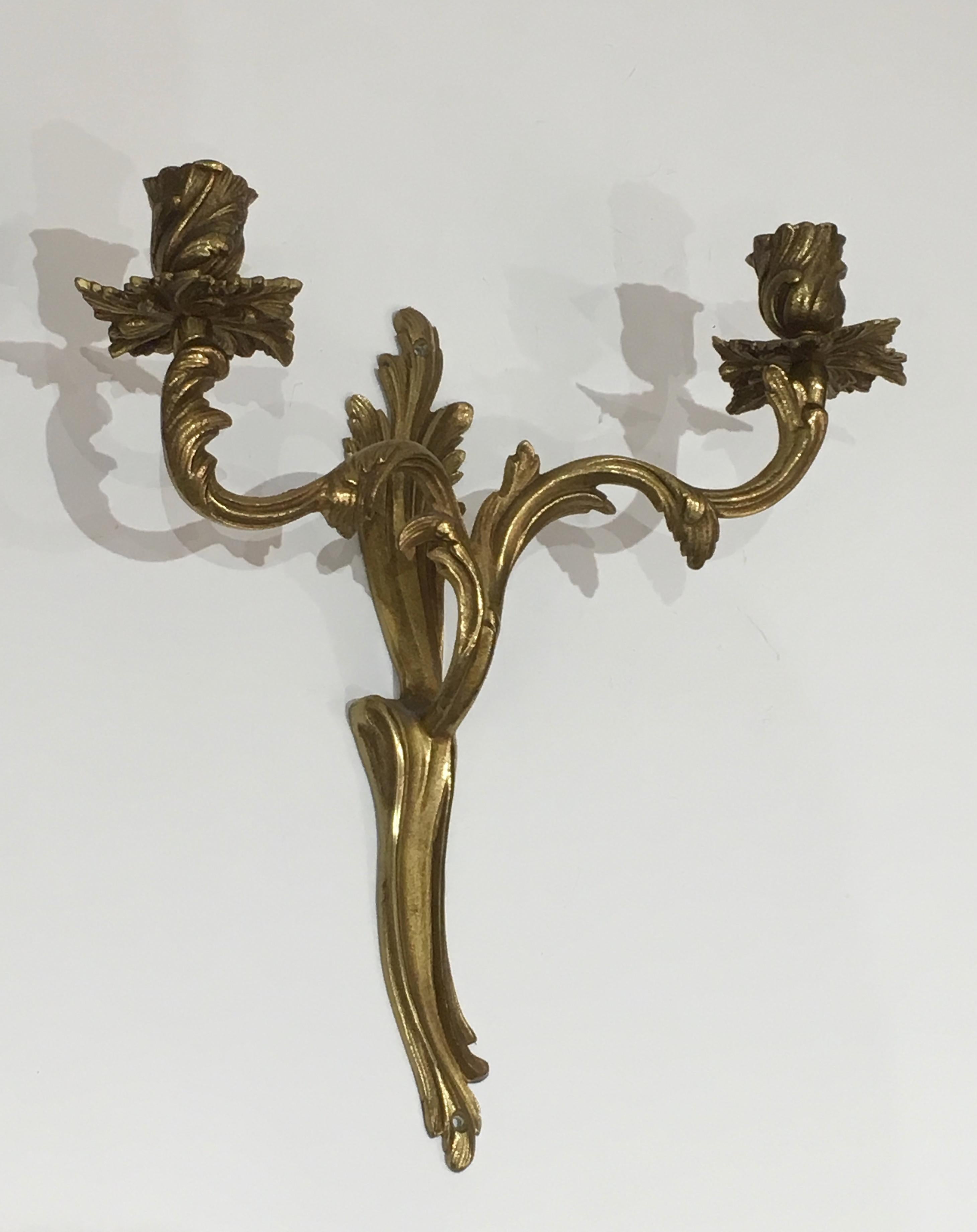 Pair of Louis the 15th Style Bronze Wall Lights. French, Circa 1950 In Good Condition For Sale In Marcq-en-Barœul, Hauts-de-France