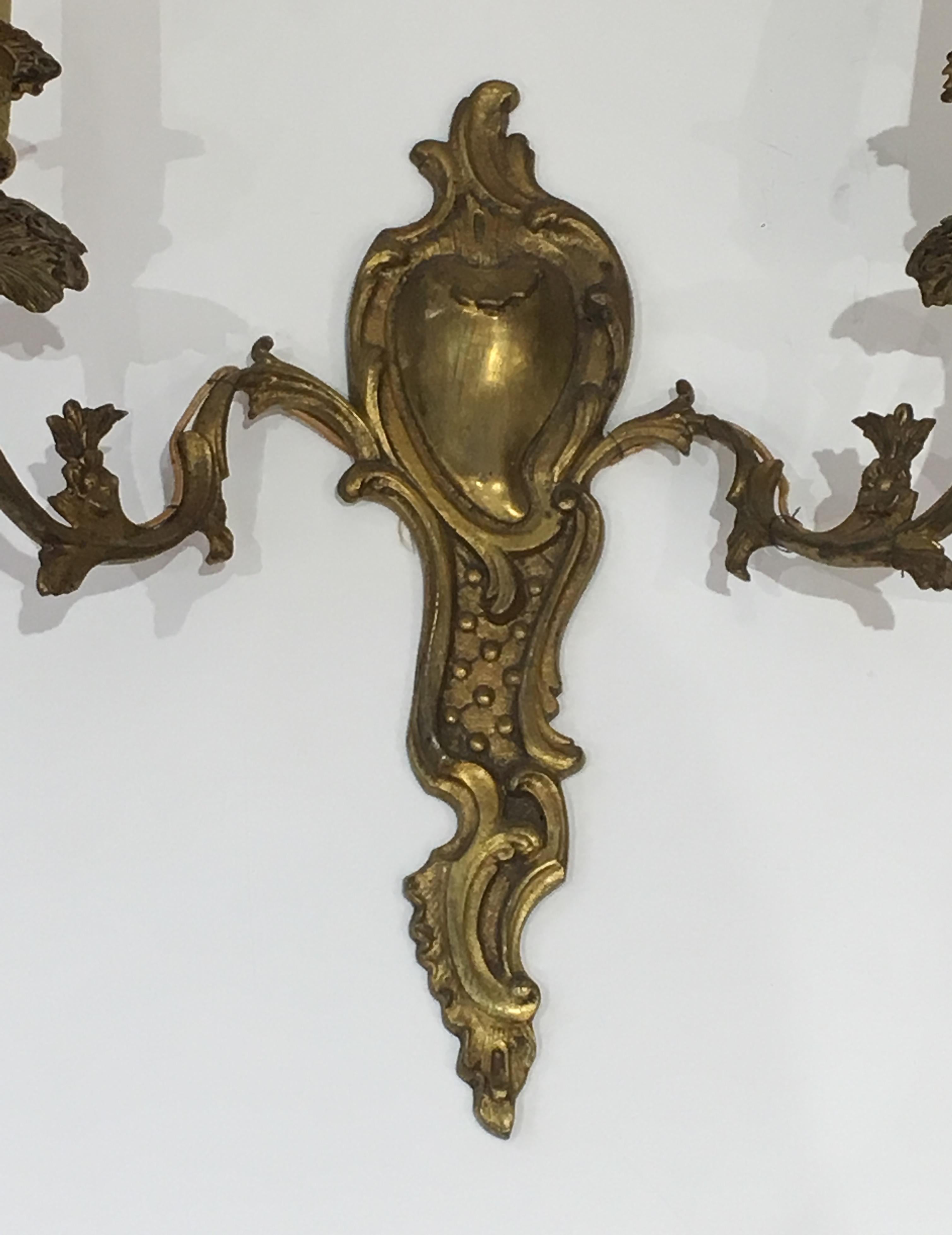Pair of Louis the 15th Style Bronze Wall Sconces, French, circa 1920 In Good Condition For Sale In Marcq-en-Barœul, Hauts-de-France