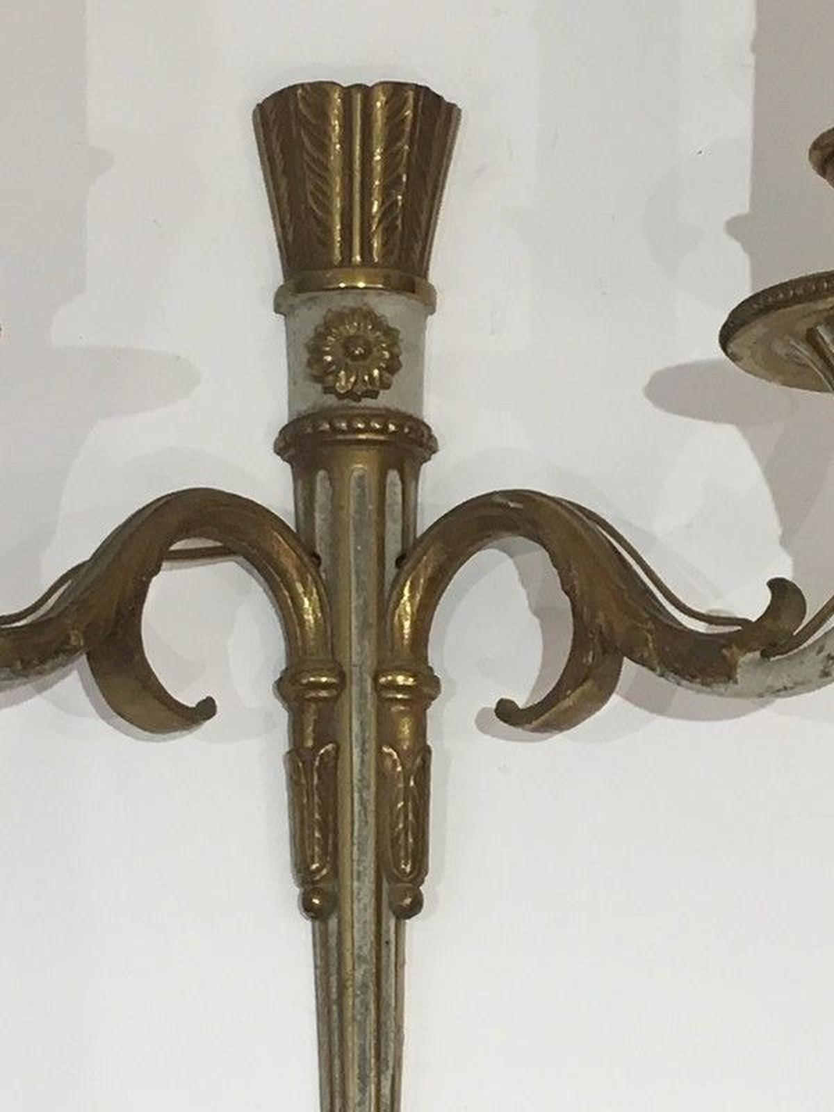 Mid-20th Century Pair of Louis the 16th Bronze and White Painted Wall Sconces For Sale