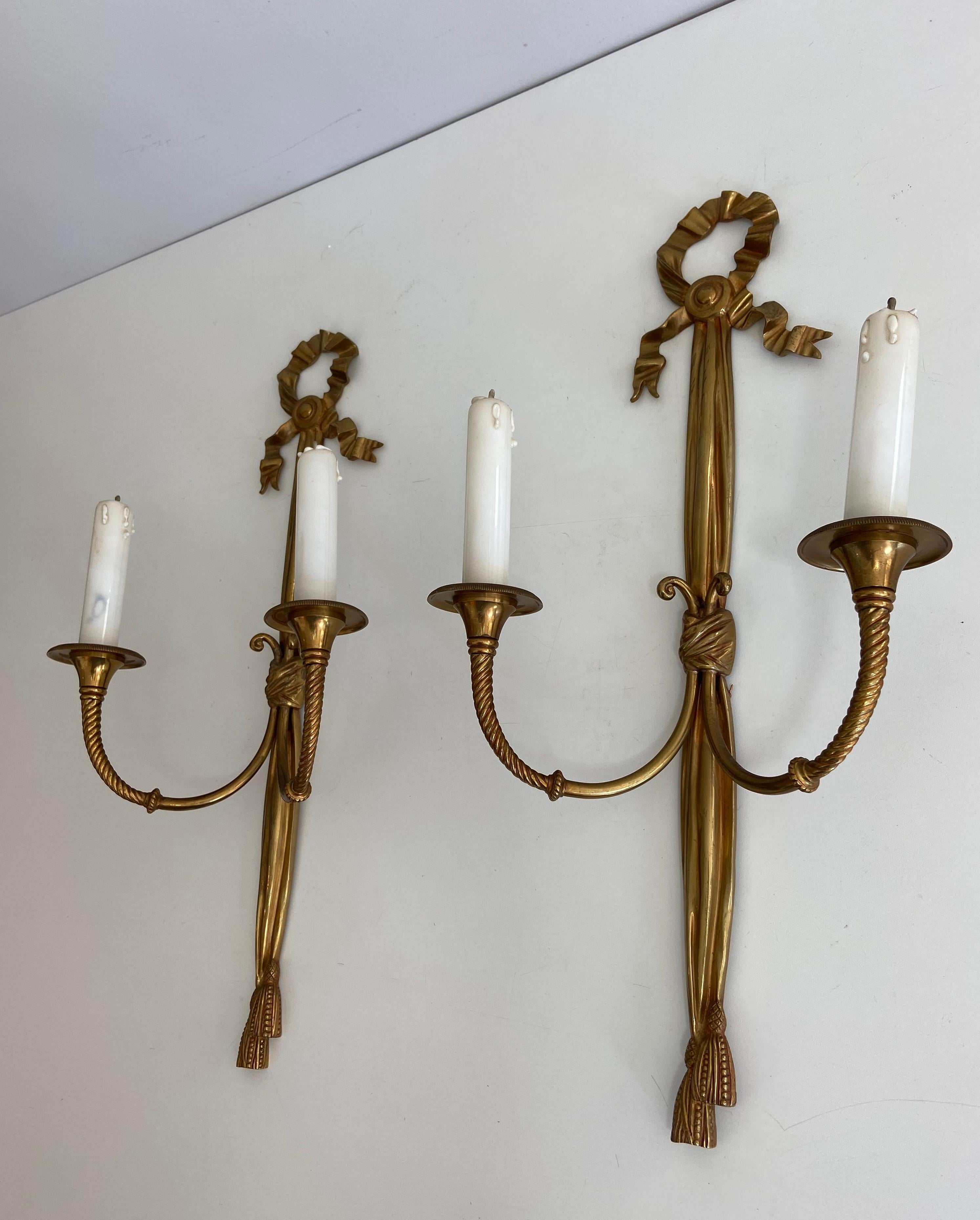 French Pair of Louis the 16th Bronze Wall Lights For Sale