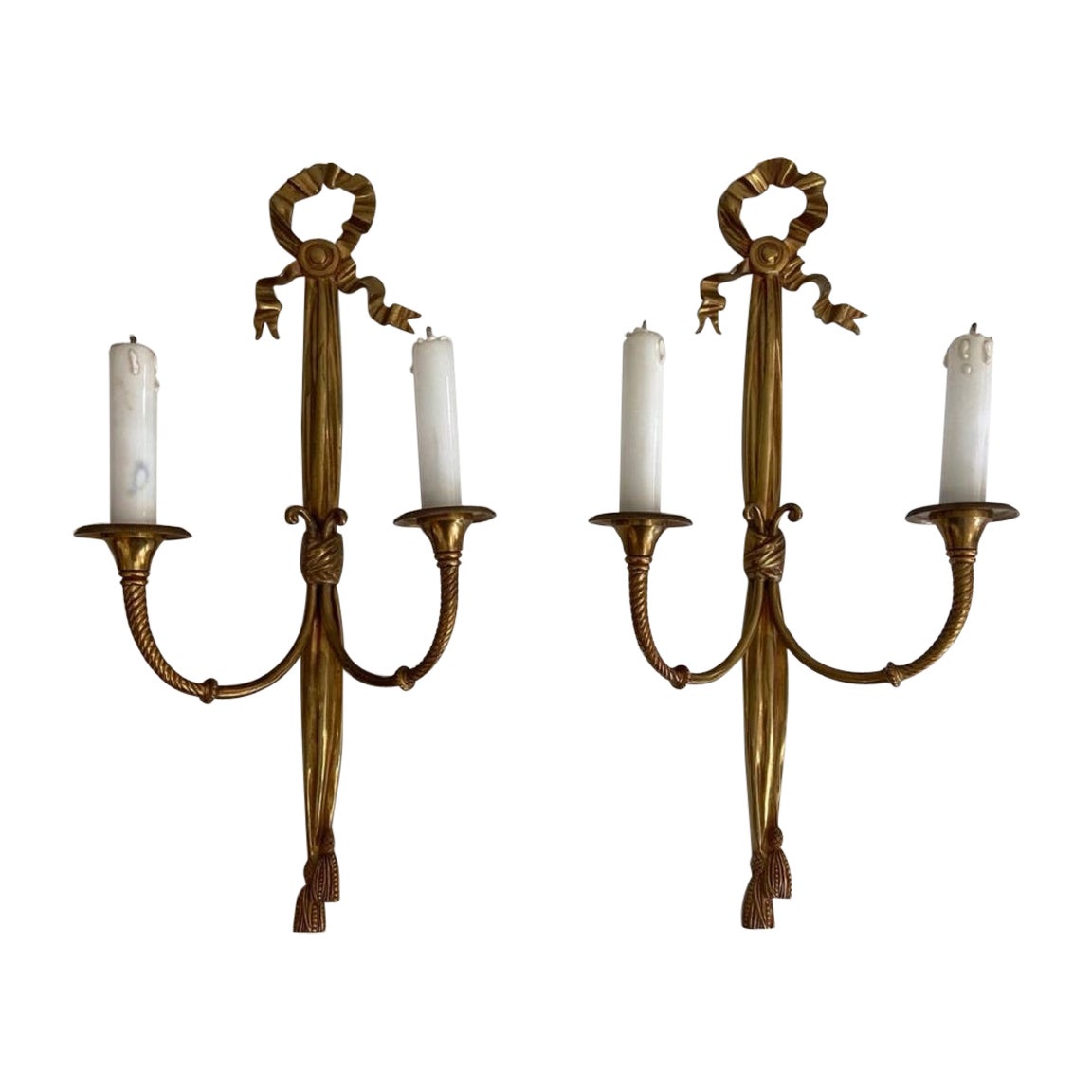 Coppia di lampade da parete in bronzo Luigi XVI