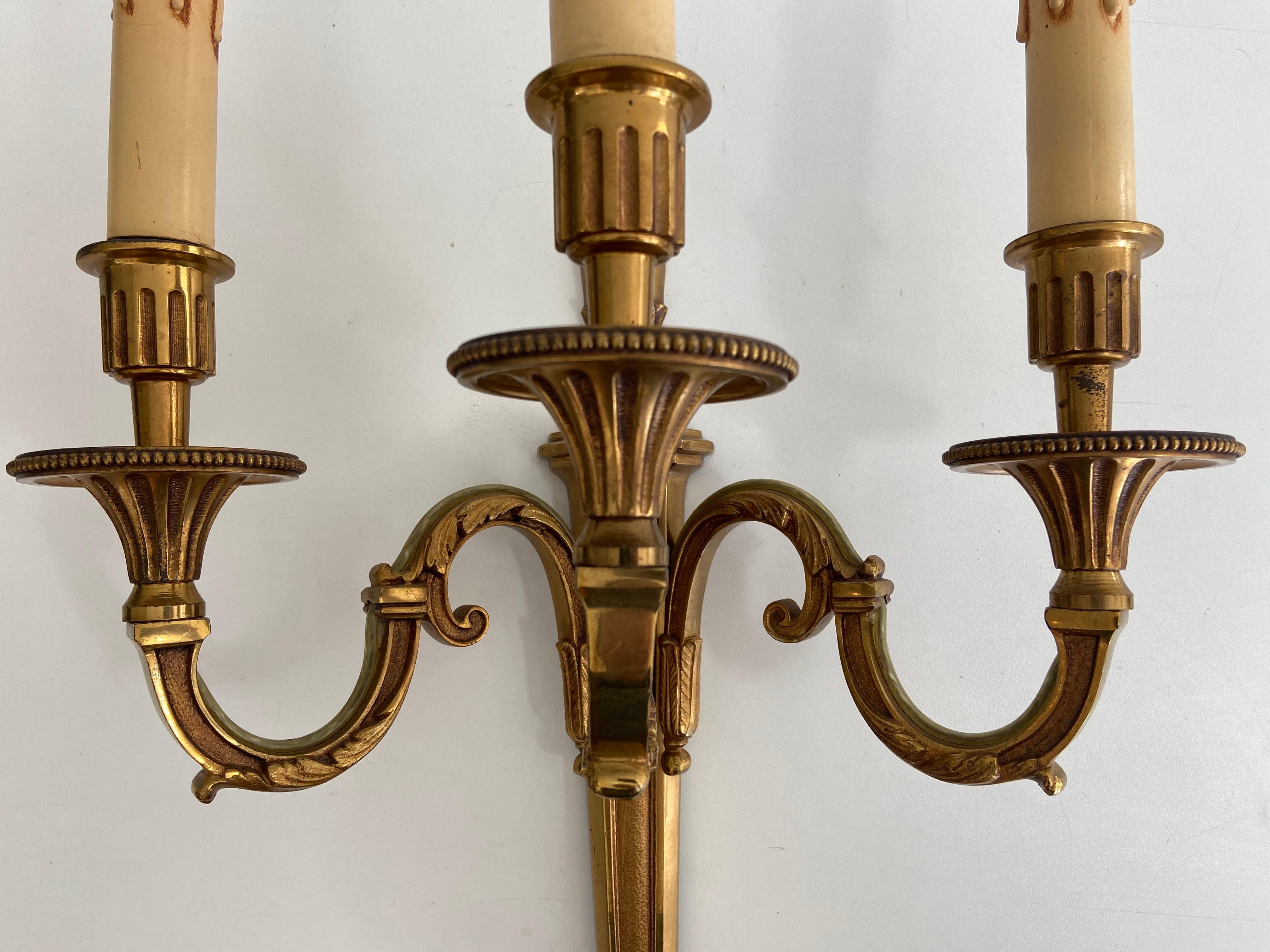 Pair of Louis the 16th Style 3 Arms Bronze Wall Lights by Lucien Gau In Good Condition For Sale In Marcq-en-Barœul, Hauts-de-France
