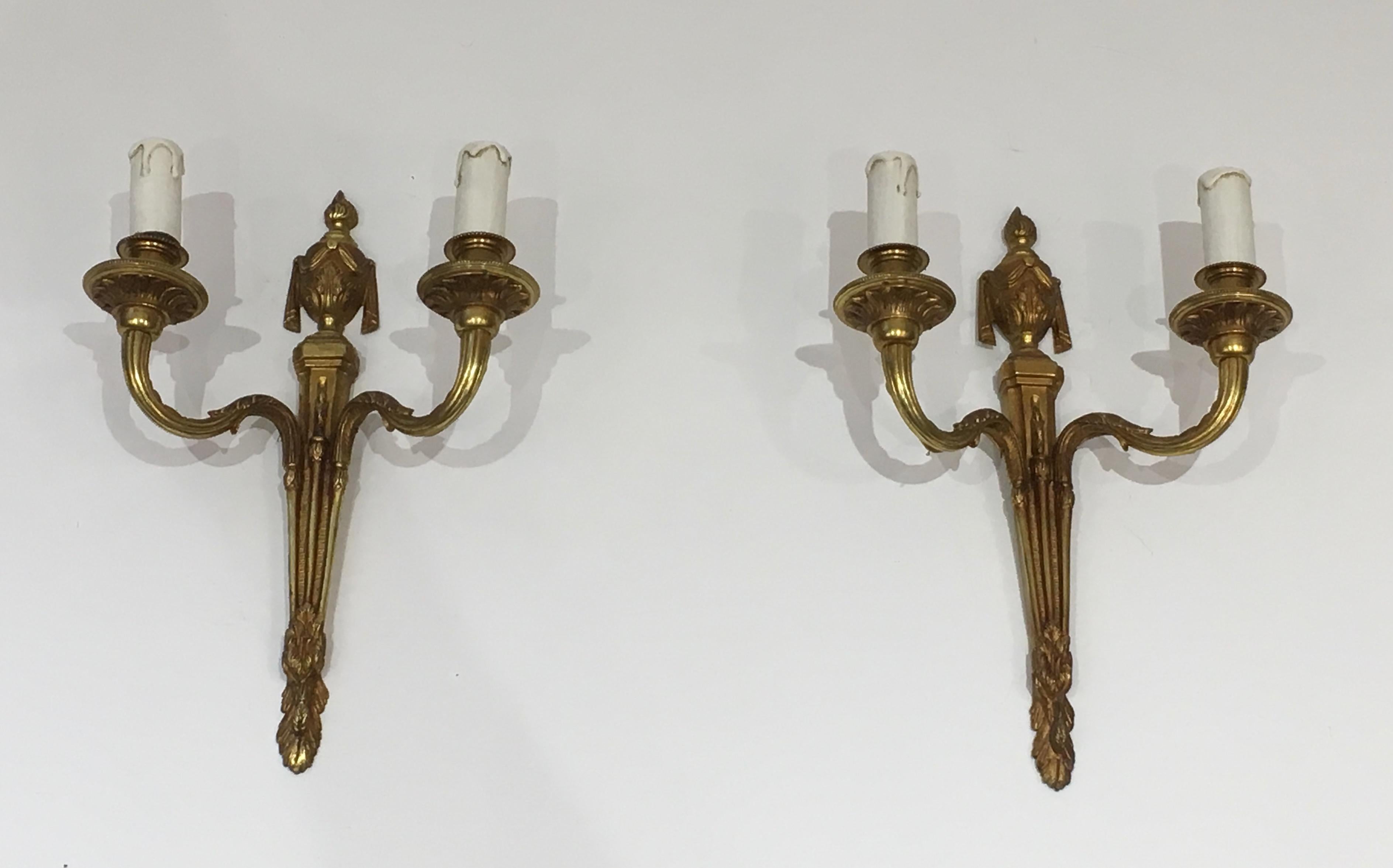Pair of Louis the 16th Century Style Bronze Wall Sconces, French, circa 1940 For Sale 3