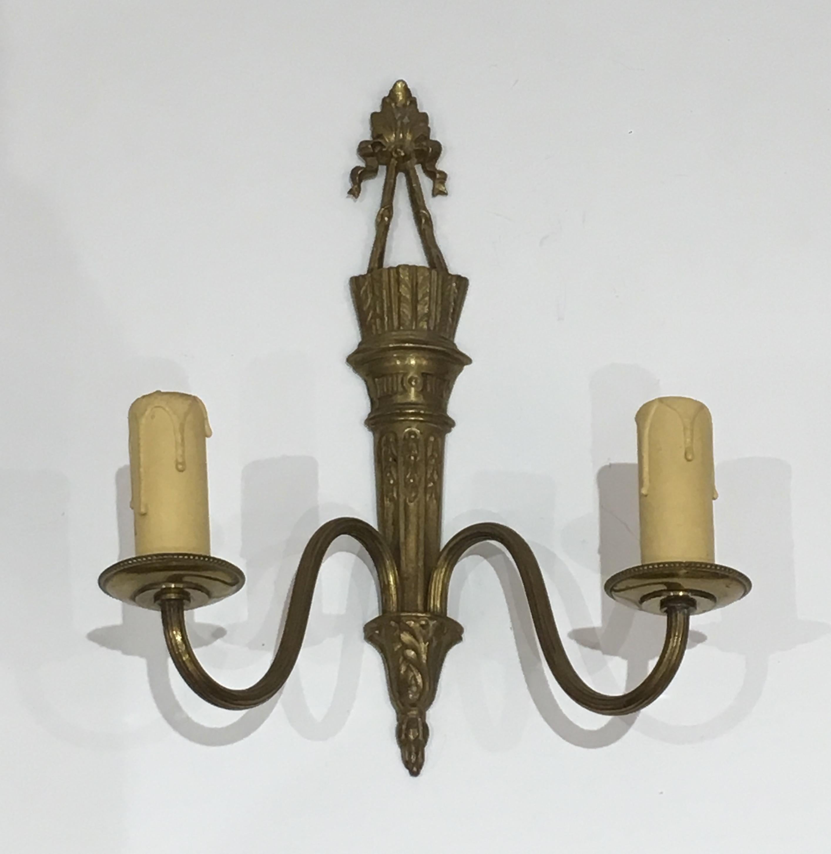 Pair of Louis The 16th Style Bronze Wall Sconces with Quiver and Ribbons For Sale 6