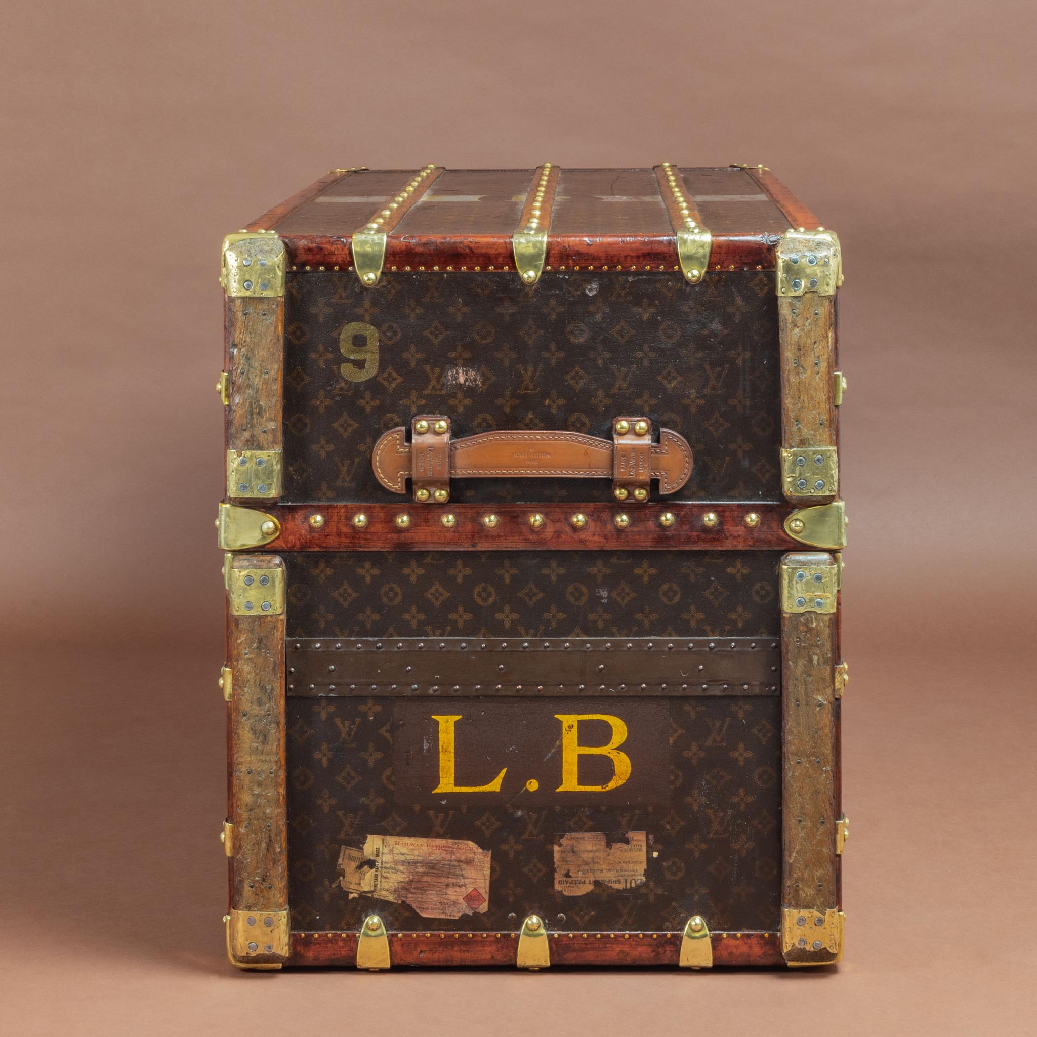 Pair of Louis Vuitton LV Monogram Wardrobe Trunks, circa 1929 11