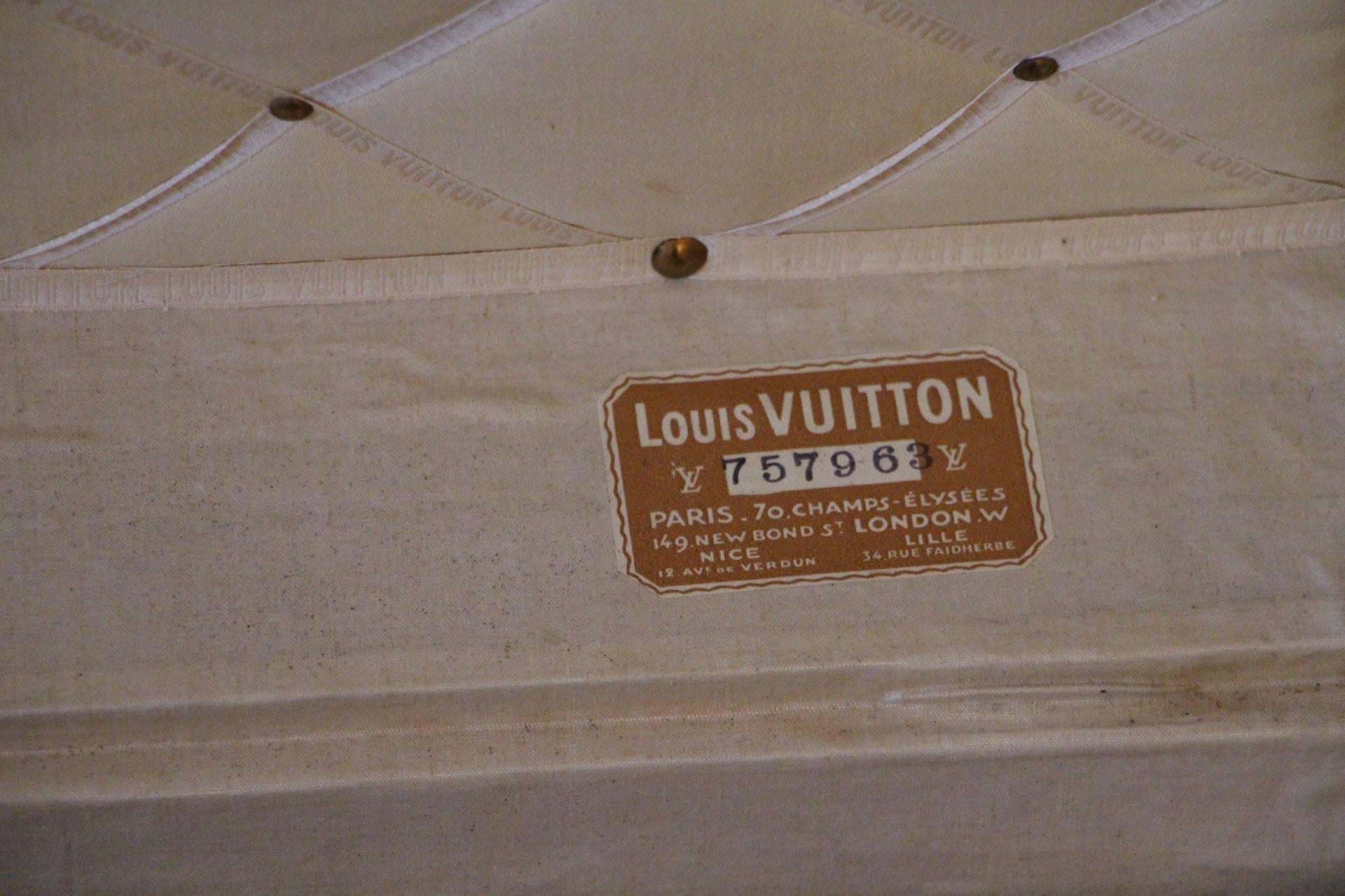 Pair of Louis Vuitton Monogram Steamer Trunks, Malles Louis Vuitton 11