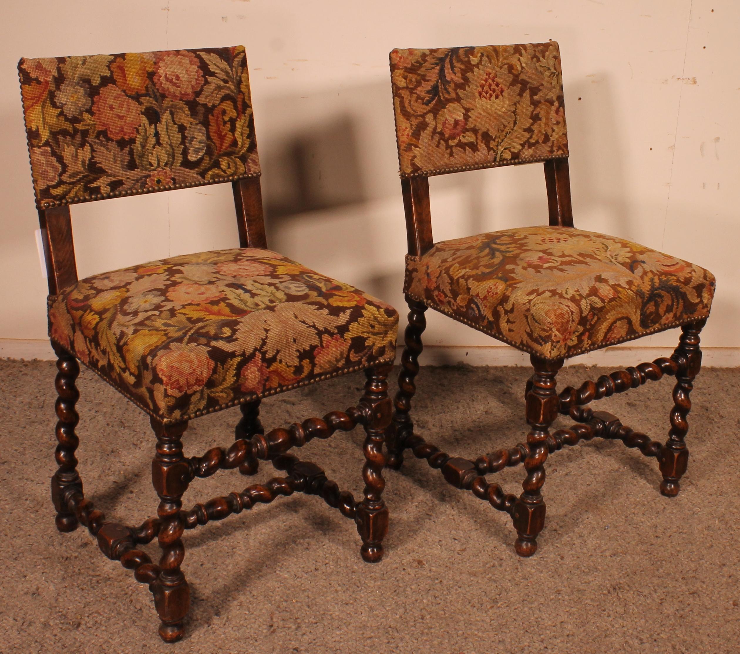 Pair of Louis XIII Period Chairs in Oak In Good Condition In Brussels, Brussels