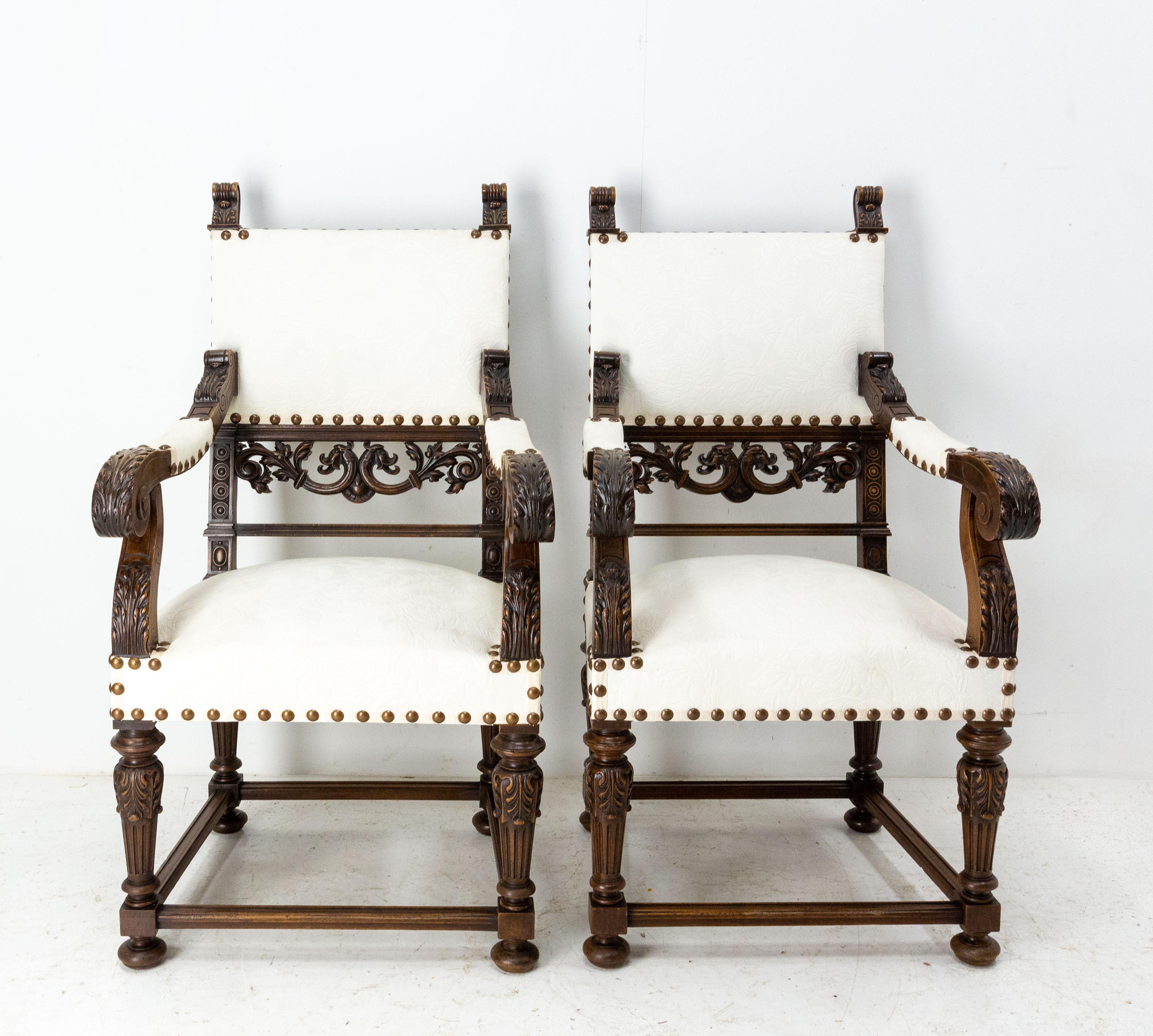 Pair of Louis XIII Revival Open Walnut Armchairs French, 19th Century to Recover In Good Condition For Sale In Labrit, Landes