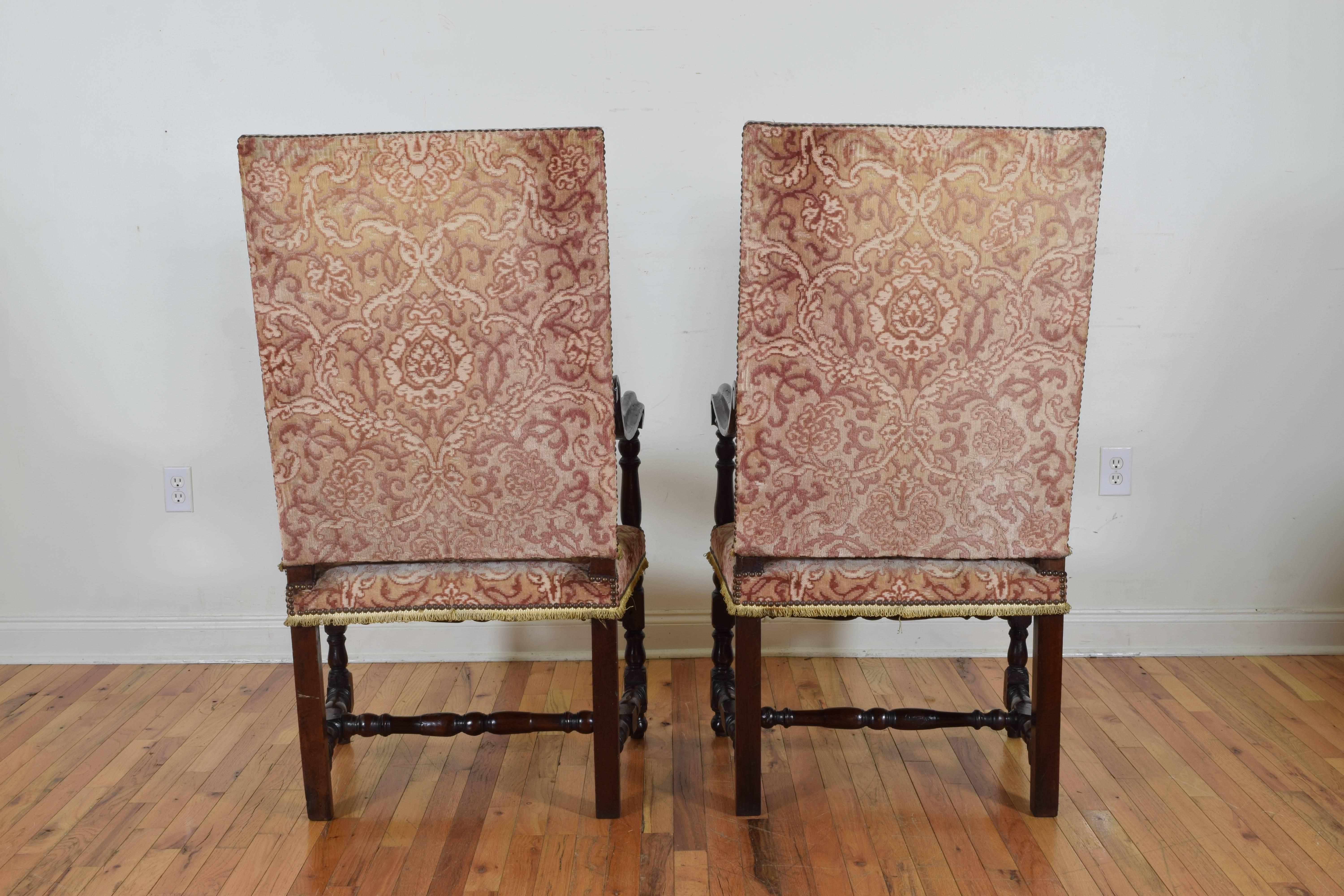 Italian Louis XIII Period Pair of Walnut and Upholstered Armchairs, Early 18th C 1