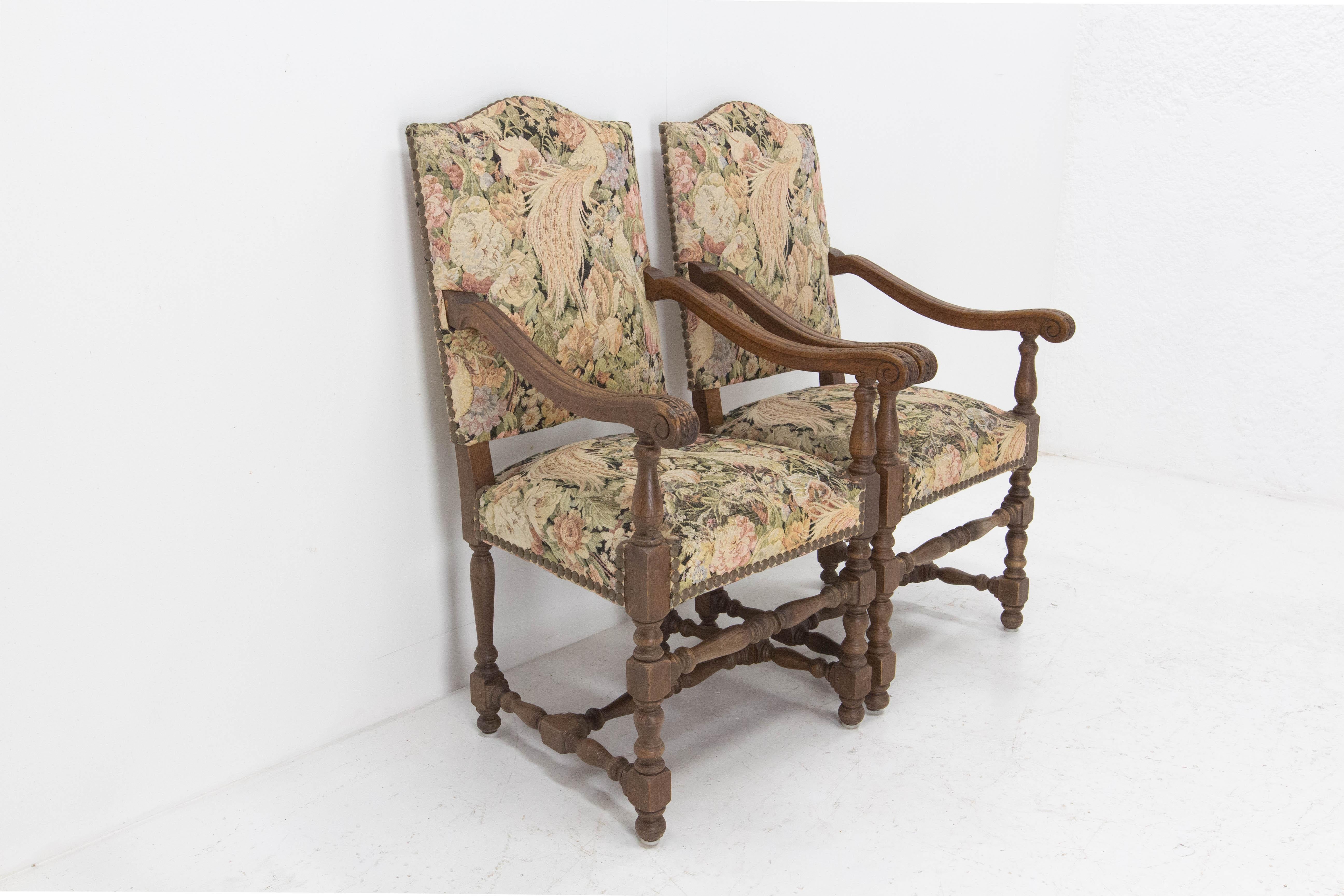 Pair of French fauteuils, open armchairs side or desk chairs Louis XIV revival,
To be recover to suit your interior
circa 1880
Good condition
Frames sound and solid.

Shipping:
Shipping L 112 P 68 H110 30kg.